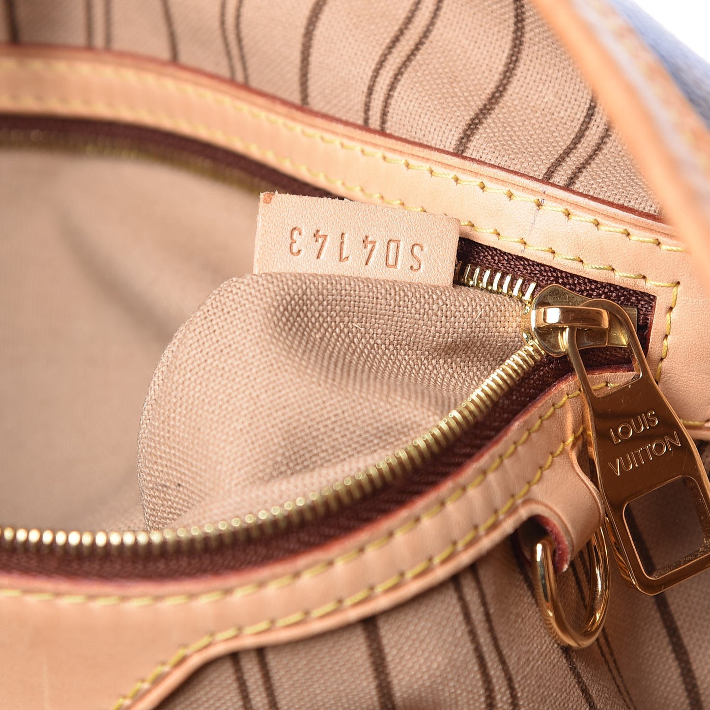 Monogram Delightful MM