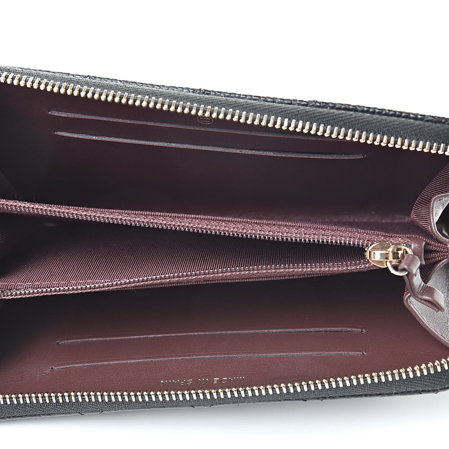 Caviar Quilted Small Zip Around Wallet Black