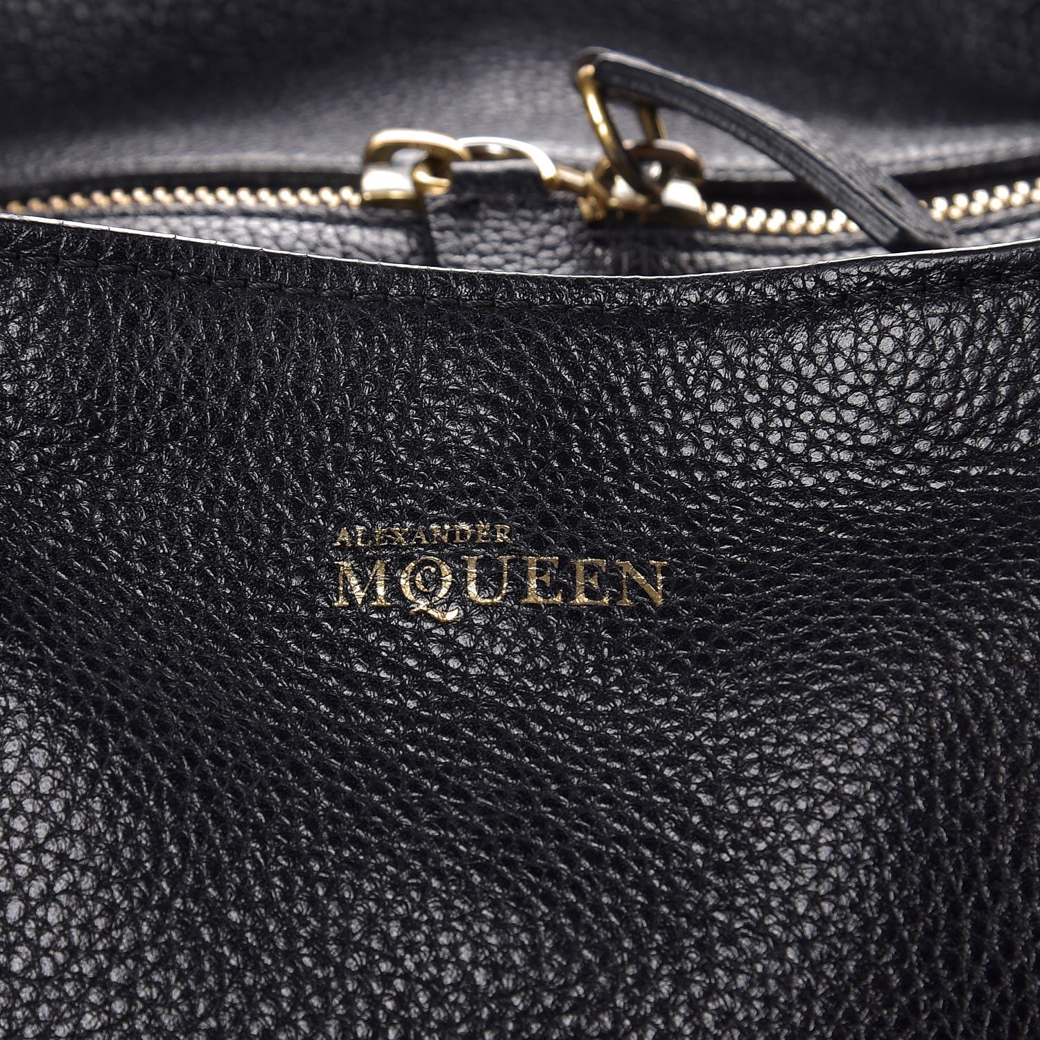 Alexander McQueen Pebbled Calfskin Large Skull Padlock Zip Around Tote Black 9 of 19