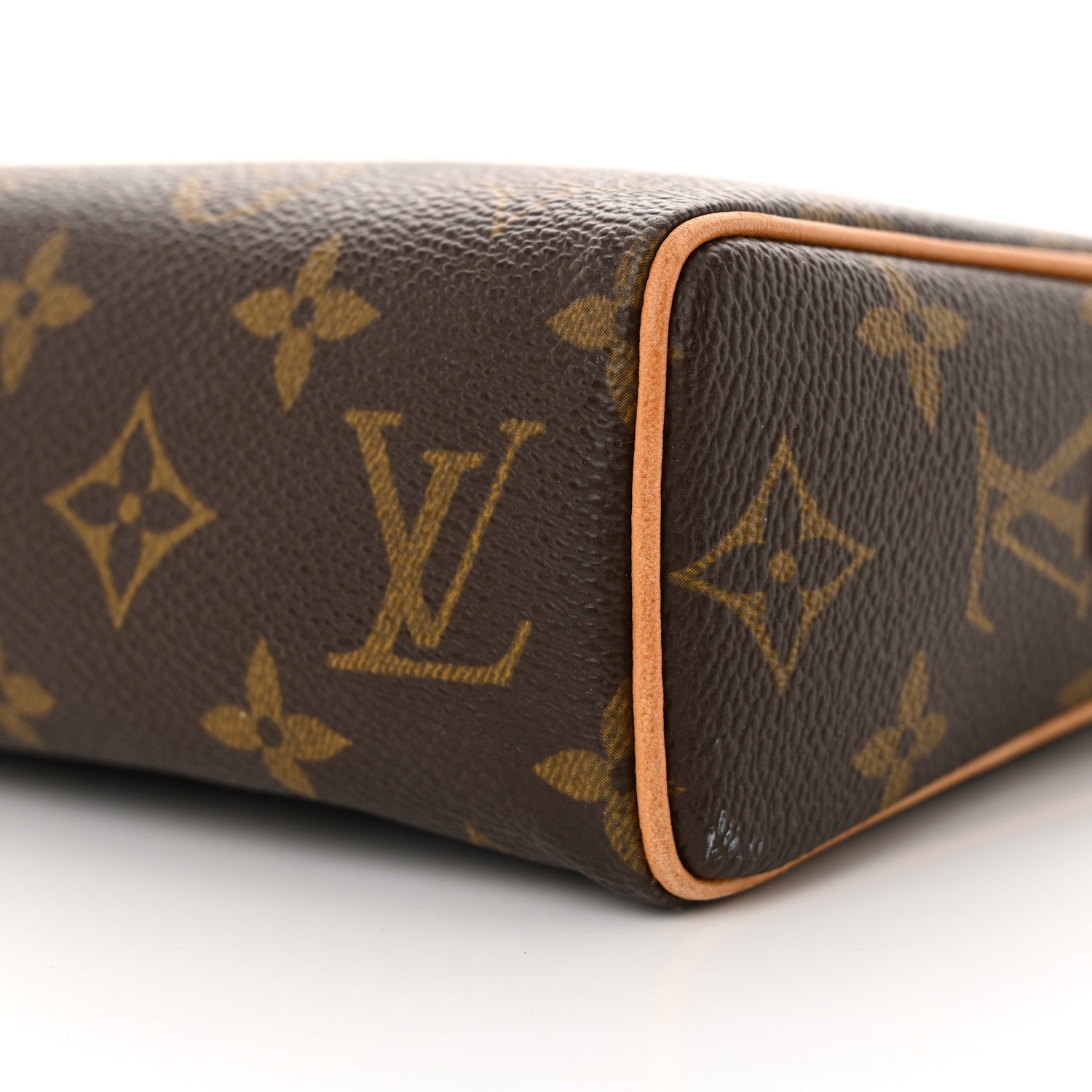 Louis Vuitton Monogram Recital 9 of 13