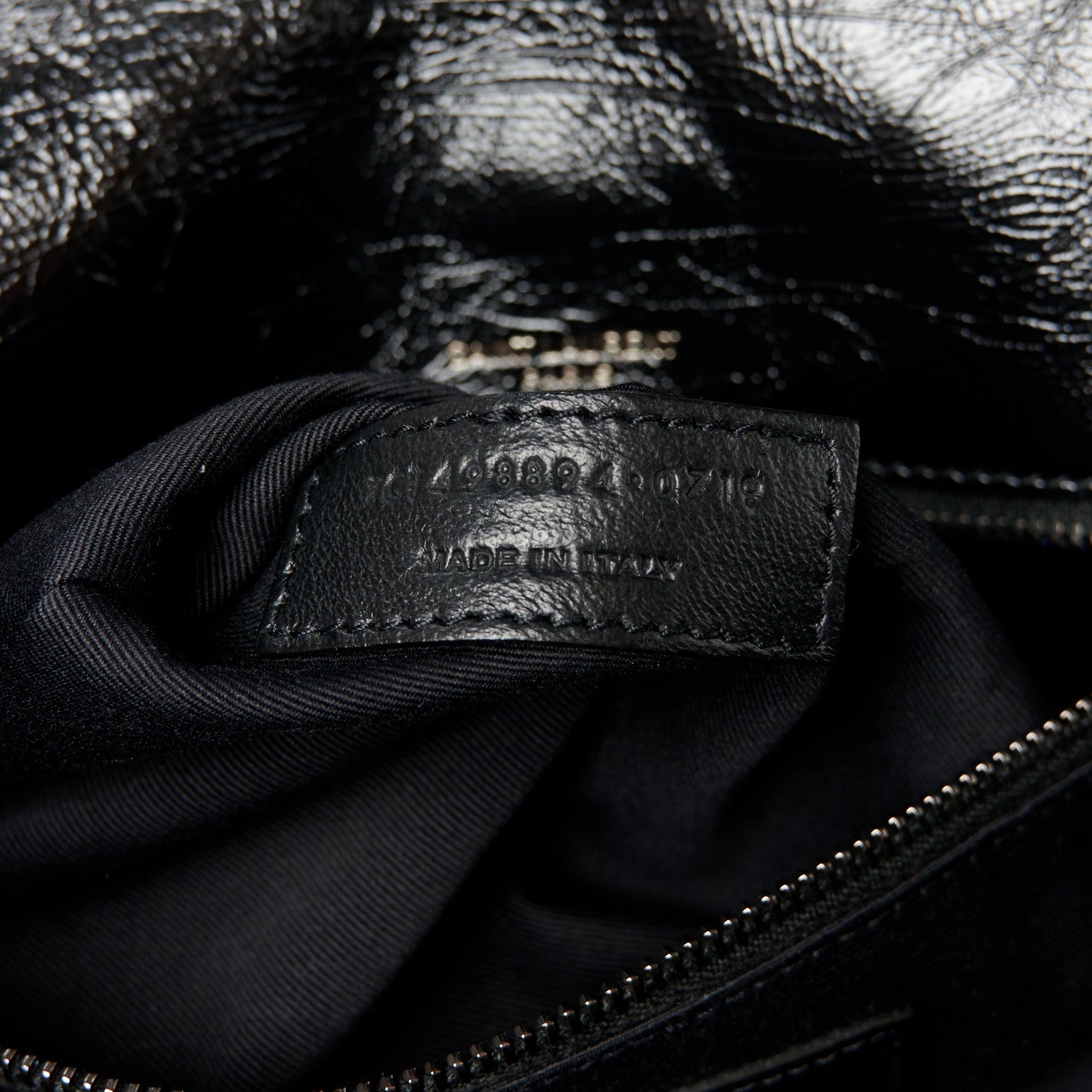 Saint Laurent Crinkled Calfskin Matelasse Monogram Medium Niki Chain Satchel Black 7 of 10