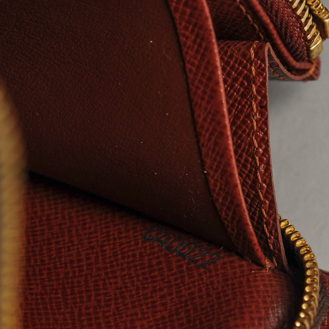 Louis Vuitton Monogram Porte-Monnaie Zippy Wallet 7 of 7