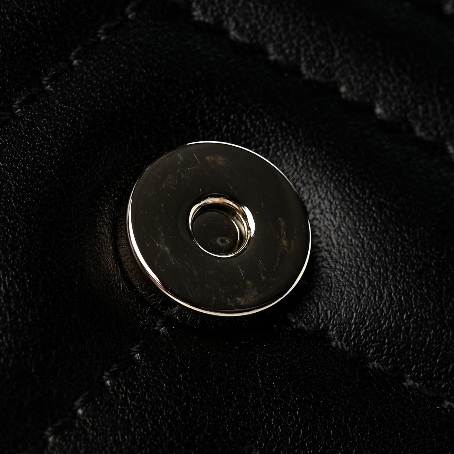 Gucci Calfskin Matelasse GG Marmont Chain Wallet Black 11 of 11
