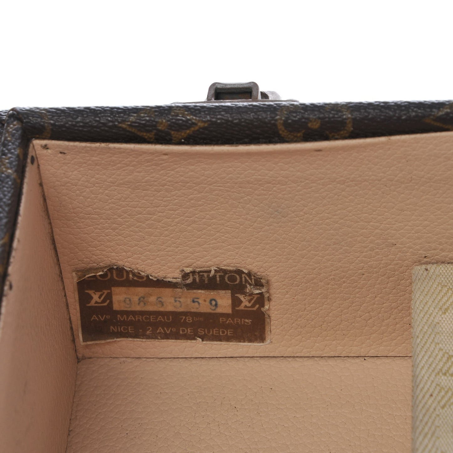Monogram Bisten 50