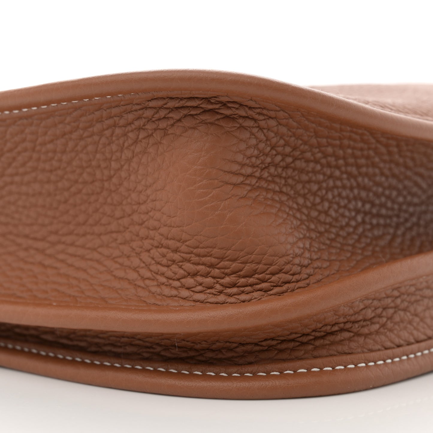 Taurillon Clemence Evelyne III PM Gold