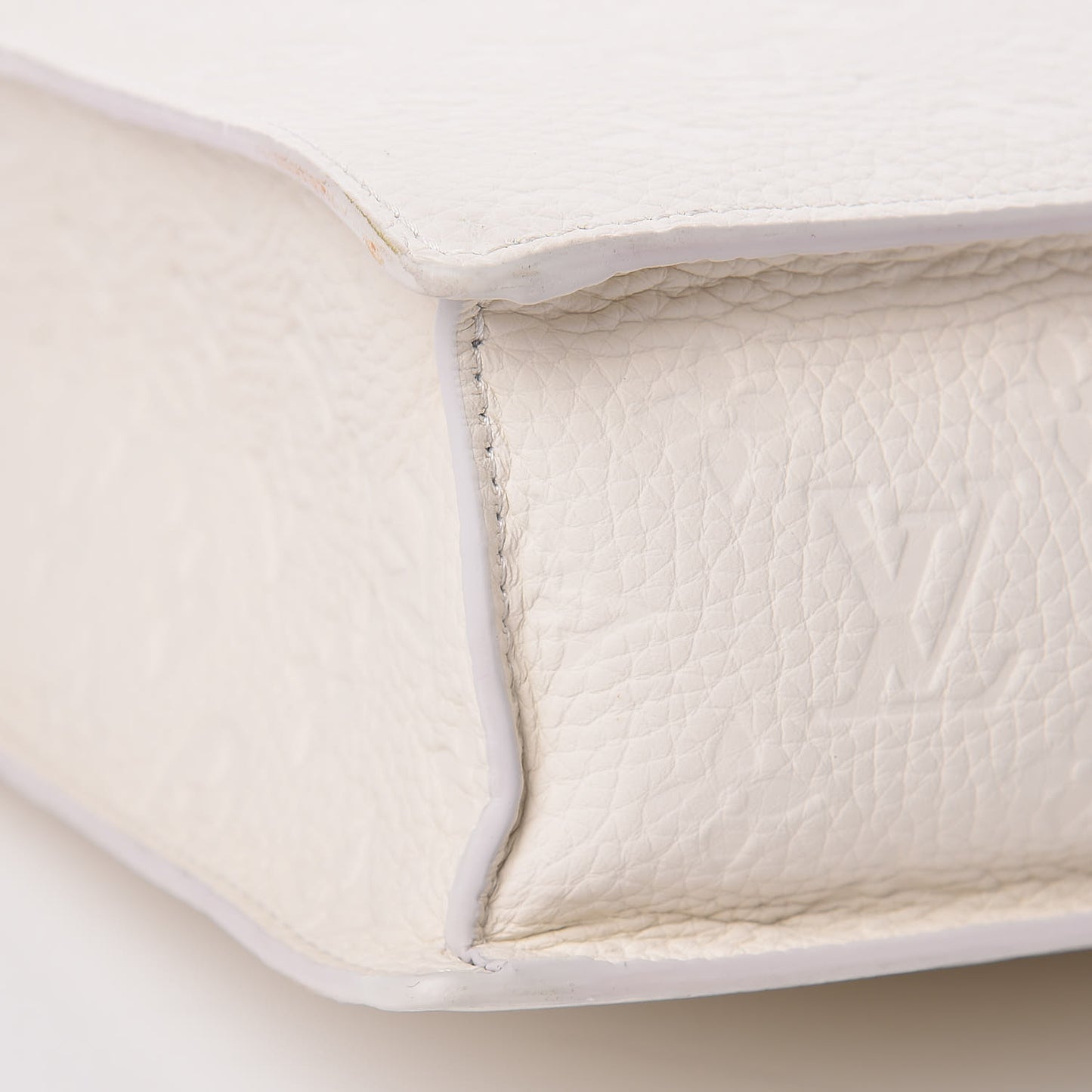 Taurillon Monogram Sac Plat Powder White