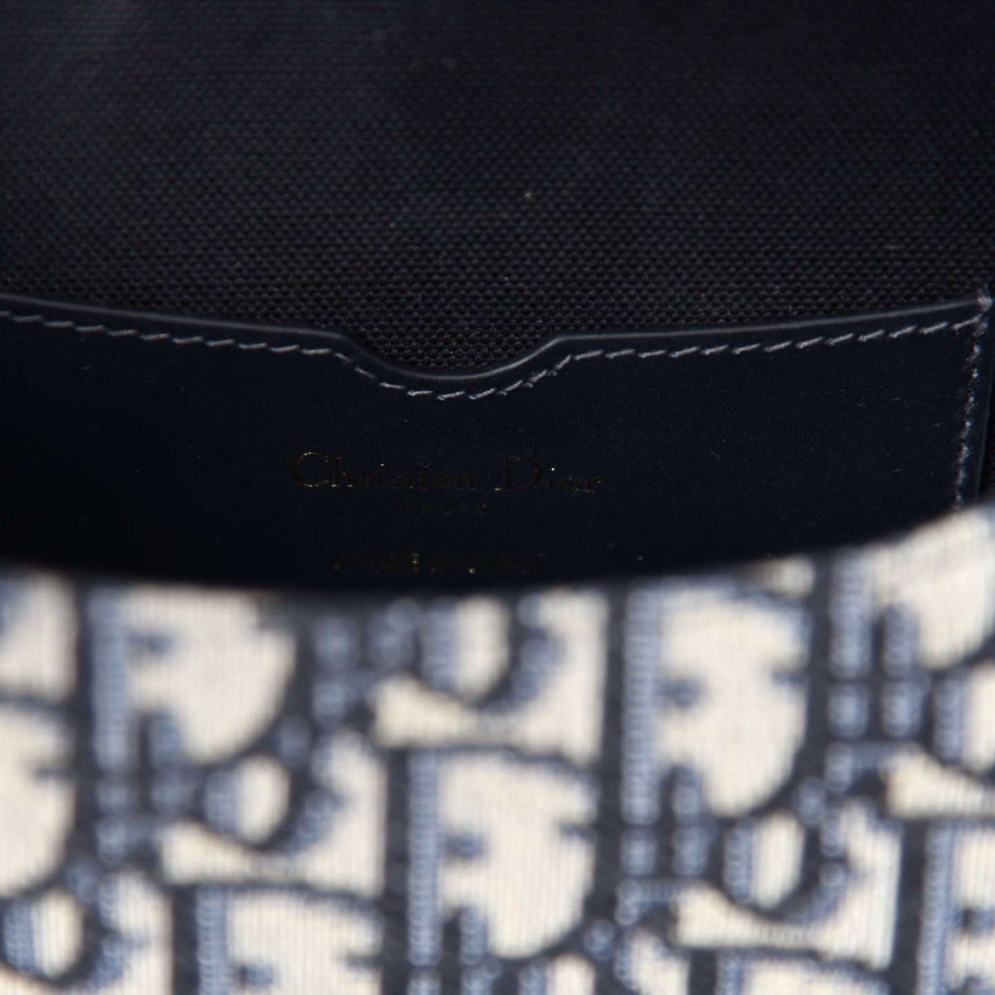 Oblique Medium Bobby Flap Blue