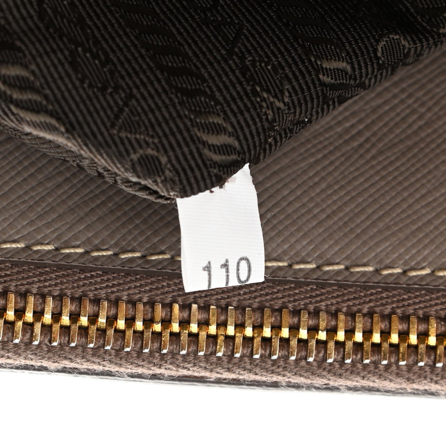 Saffiano Medium Galleria Double Zip Tote Argilla