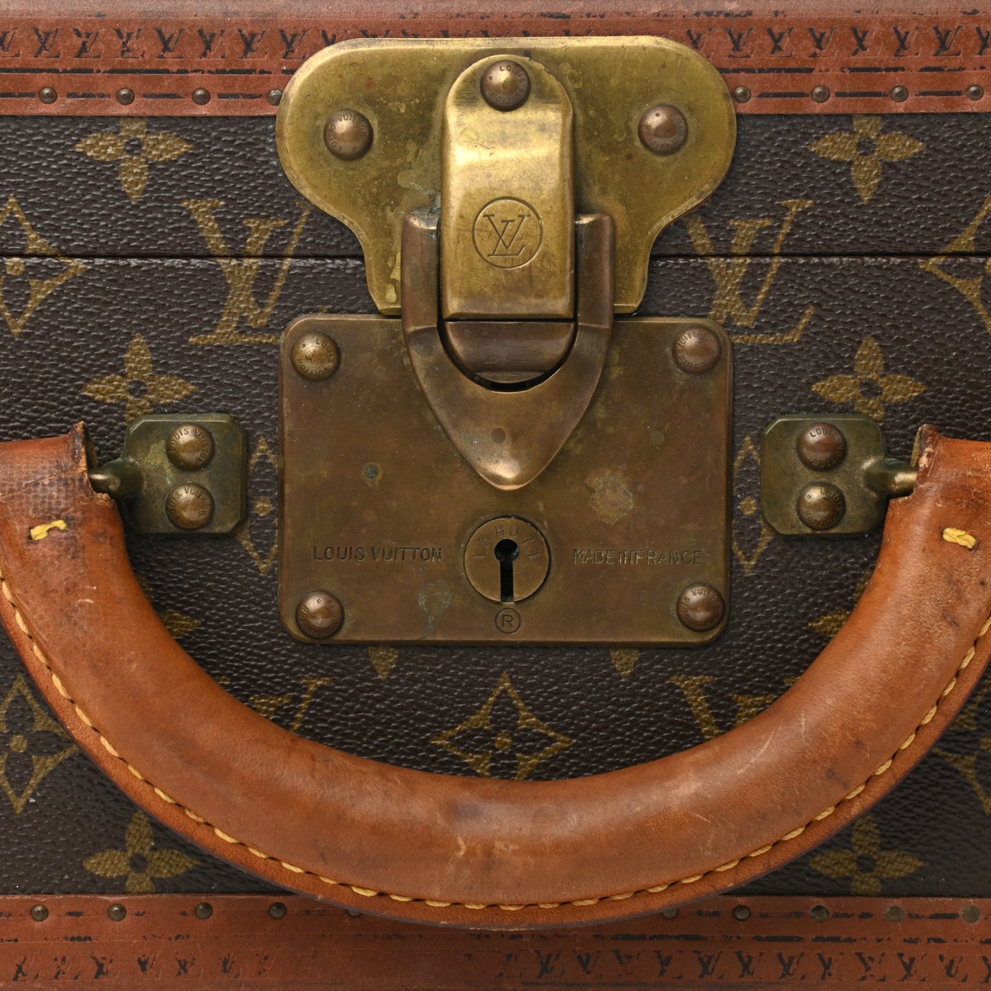 Monogram Bisten 50