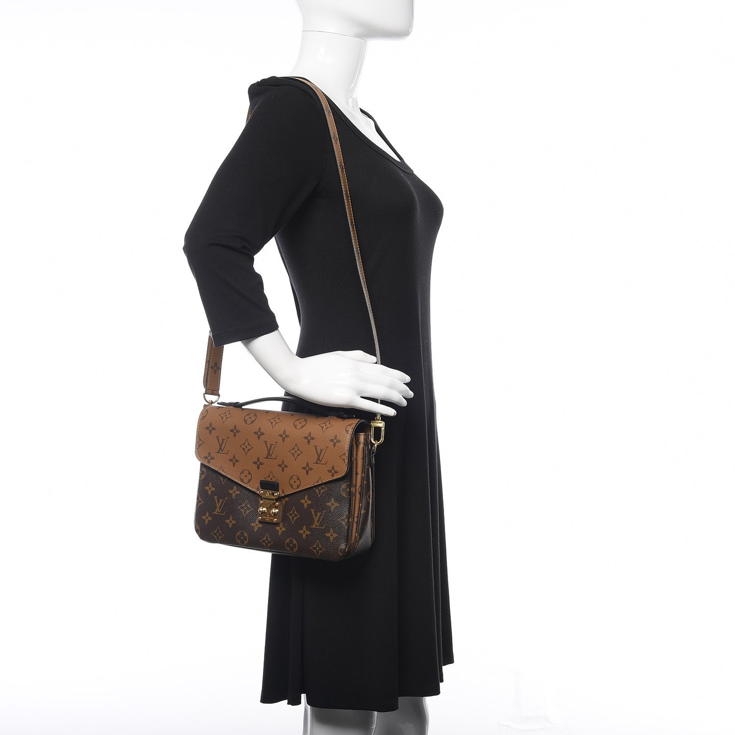 Reverse Monogram Pochette Metis