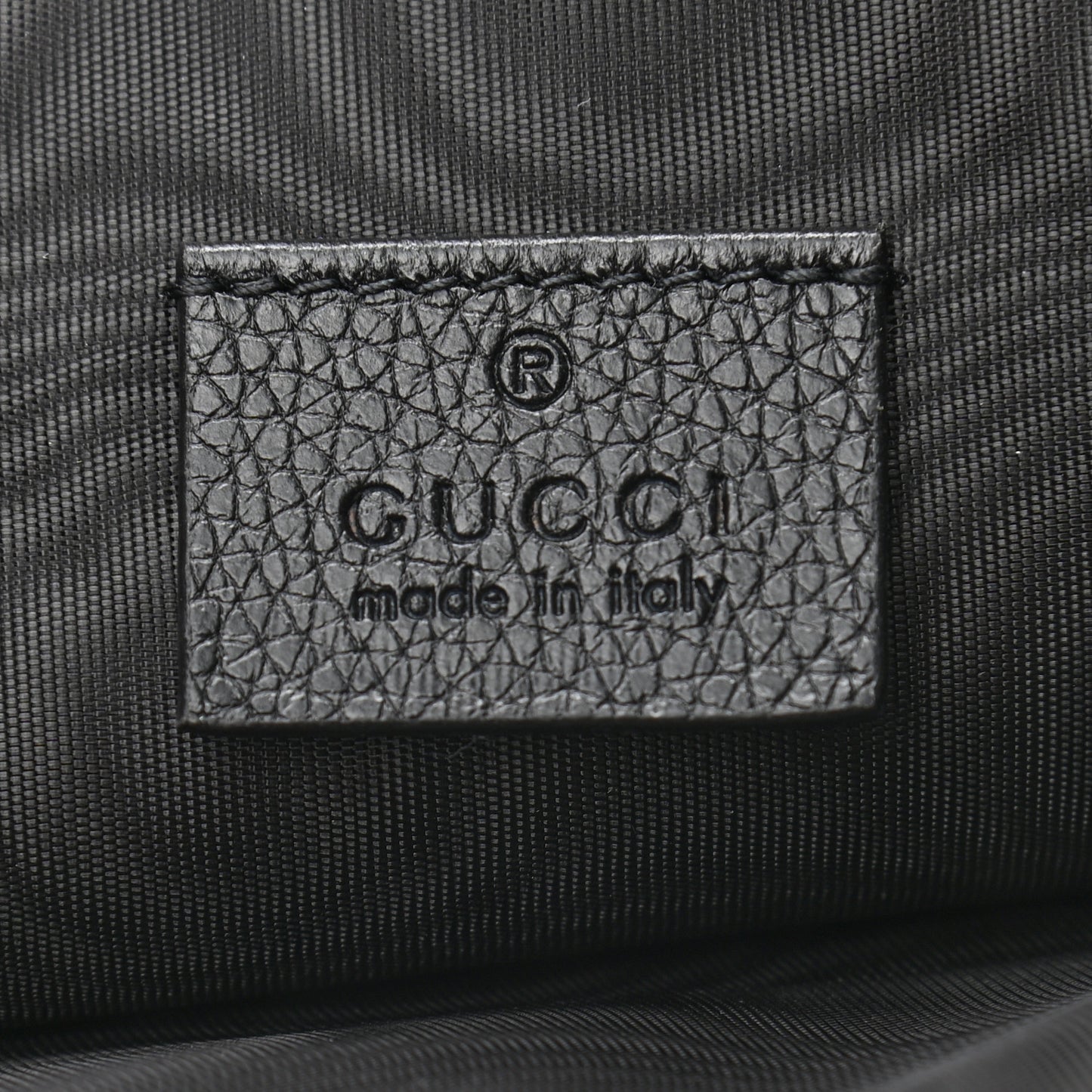 Grainy Calfskin Zumi Pouch Black