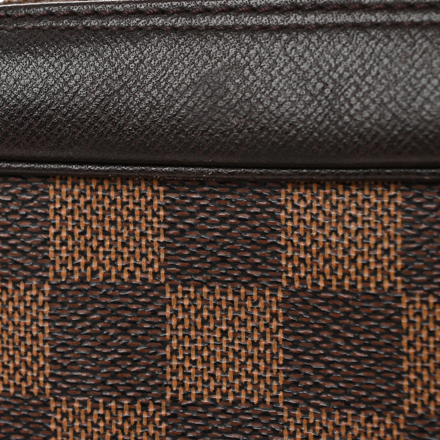 Louis Vuitton Damier Ebene Trousse Toilette 28 8 of 8