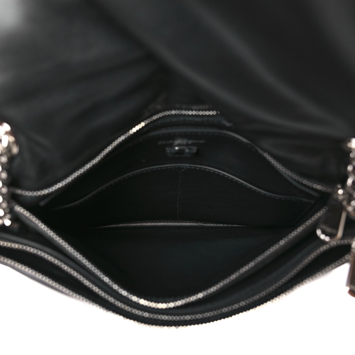 Salvatore Ferragamo Calfskin Studded Small Viva Bow Shoulder Bag Schwarz 6 of 9