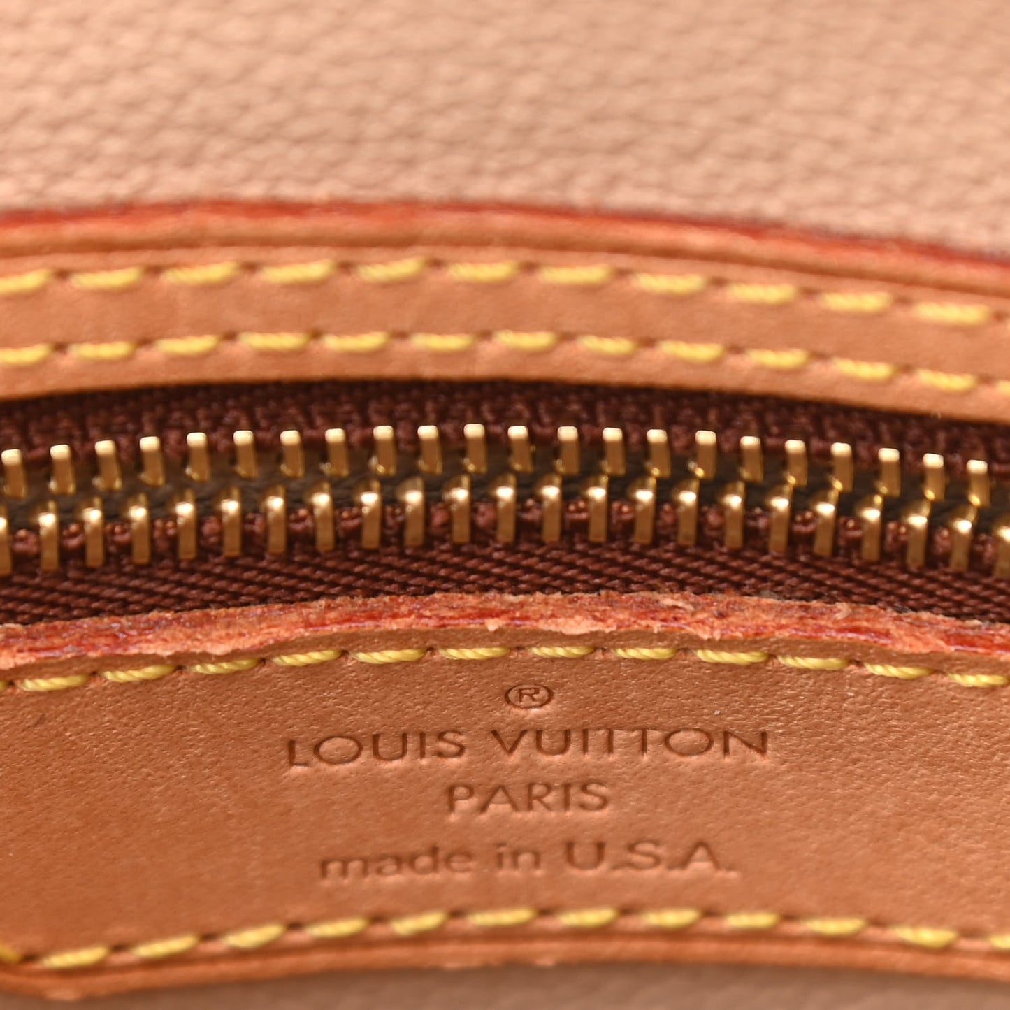 Monogram Petit Bucket 23