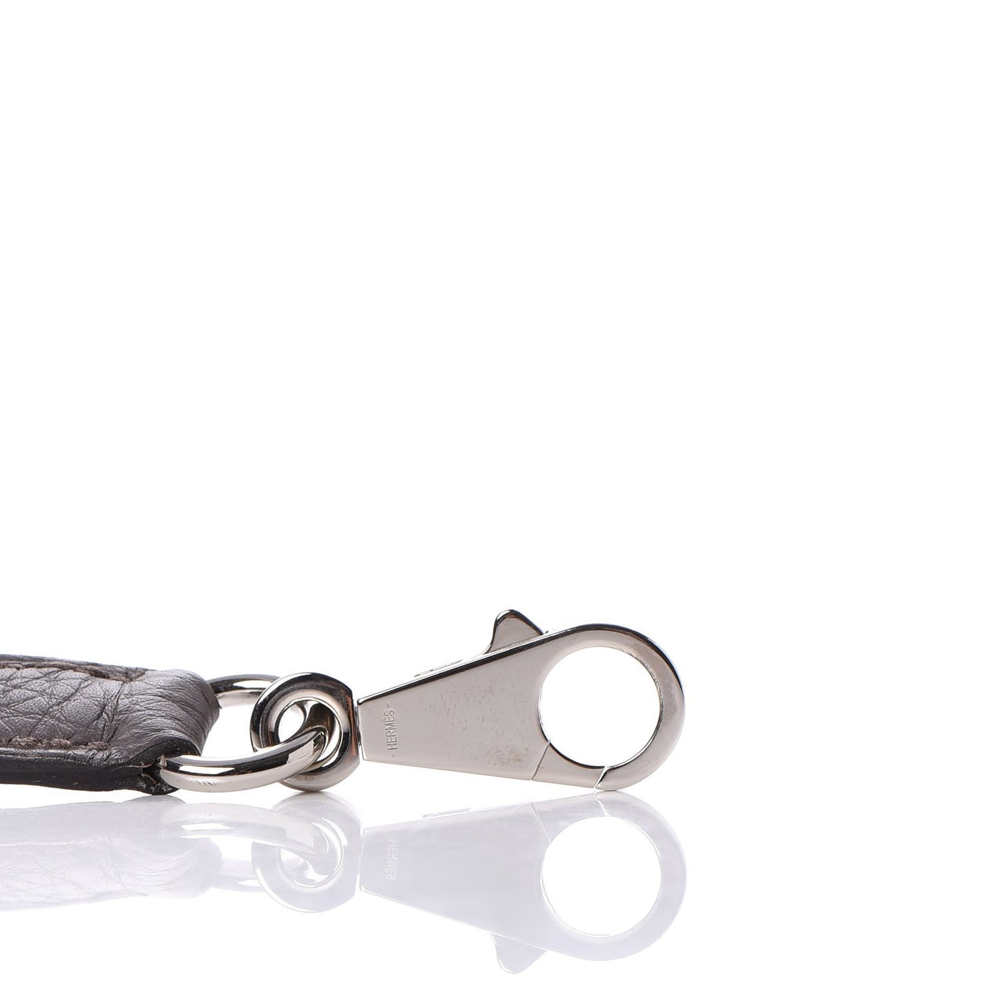 Togo Kelly Retourne 28 Etain