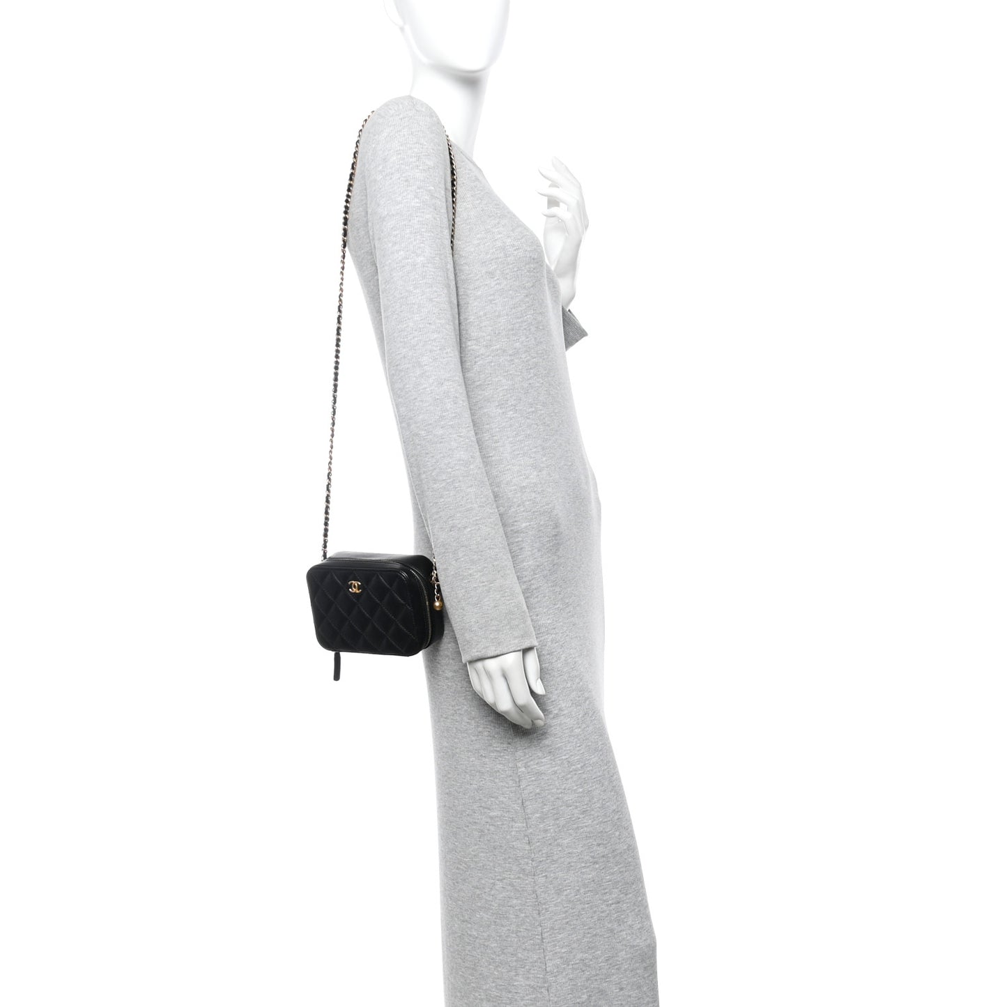 Lambskin Quilted CC Pearl Crush Camera Case Black