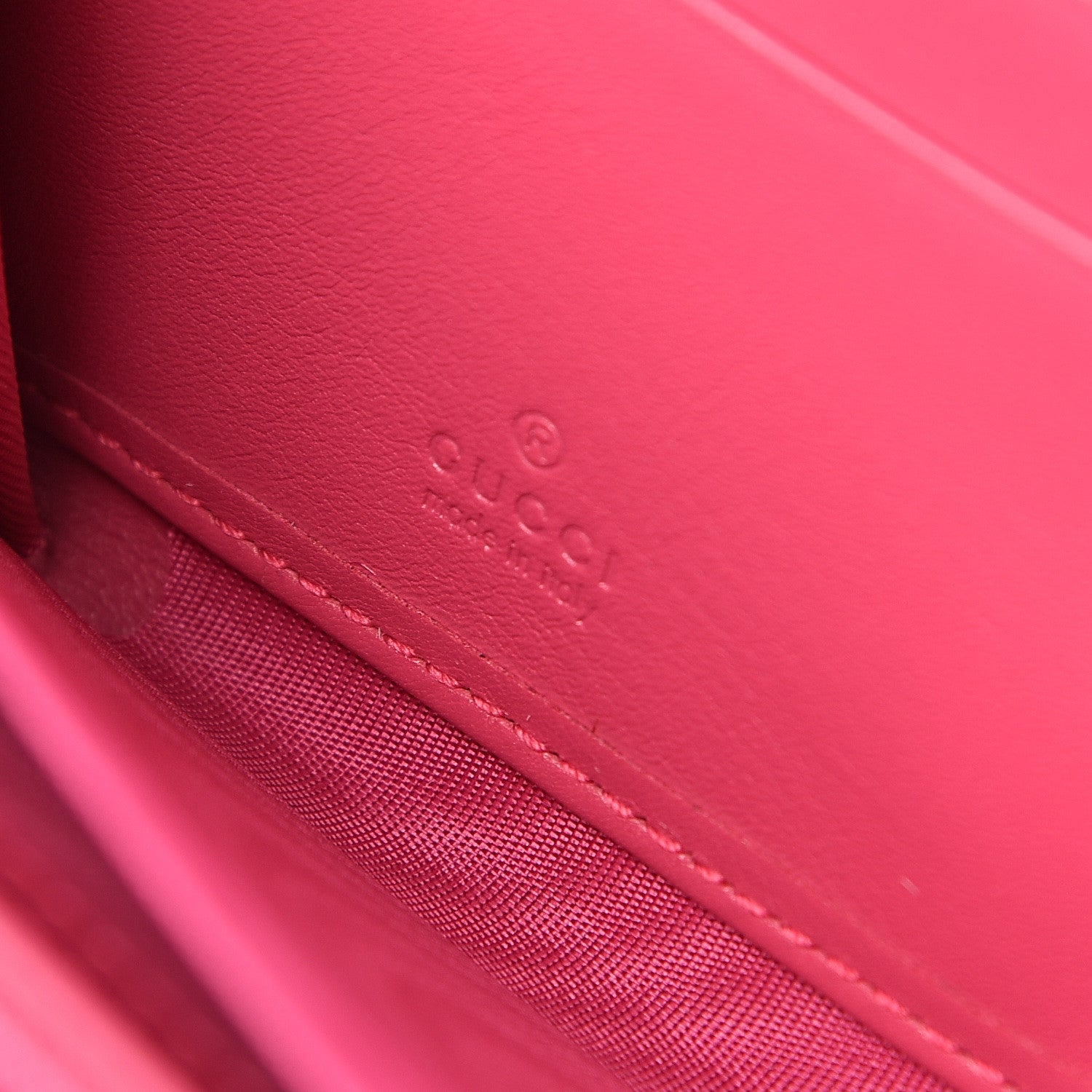 Gucci X MLB Guccissima Signature NY Yankees Embroidered Zip Around Wallet Box Pink Blue Ivory 6 of 8