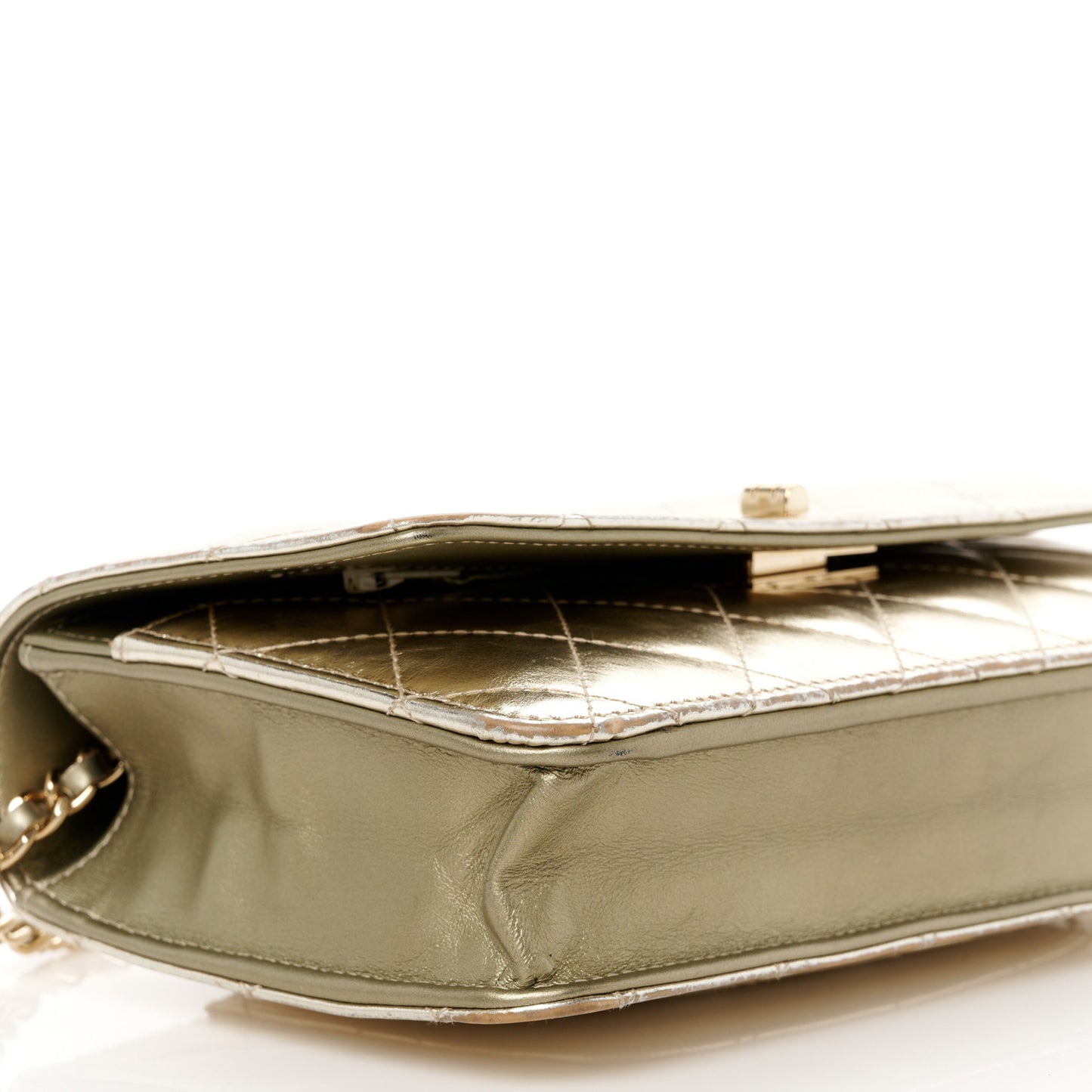 Metallic Aged Calfskin Quilted Reissue Wallet On Chain WOC Green