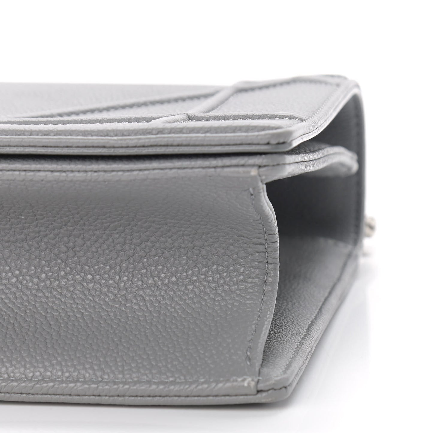 Grained Calfskin Medium Diorama Flap Bag Gris
