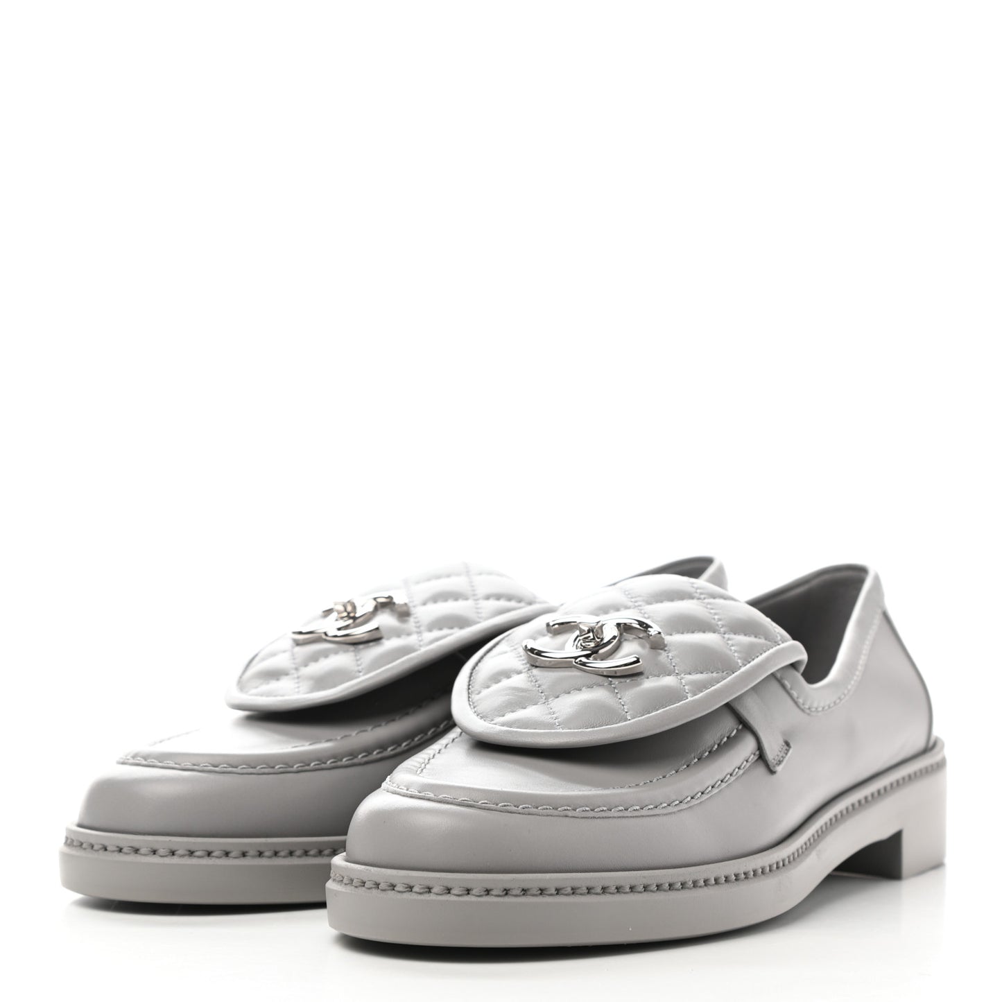 Lambskin Quilted CC Turnlock Loafers 39 Grey