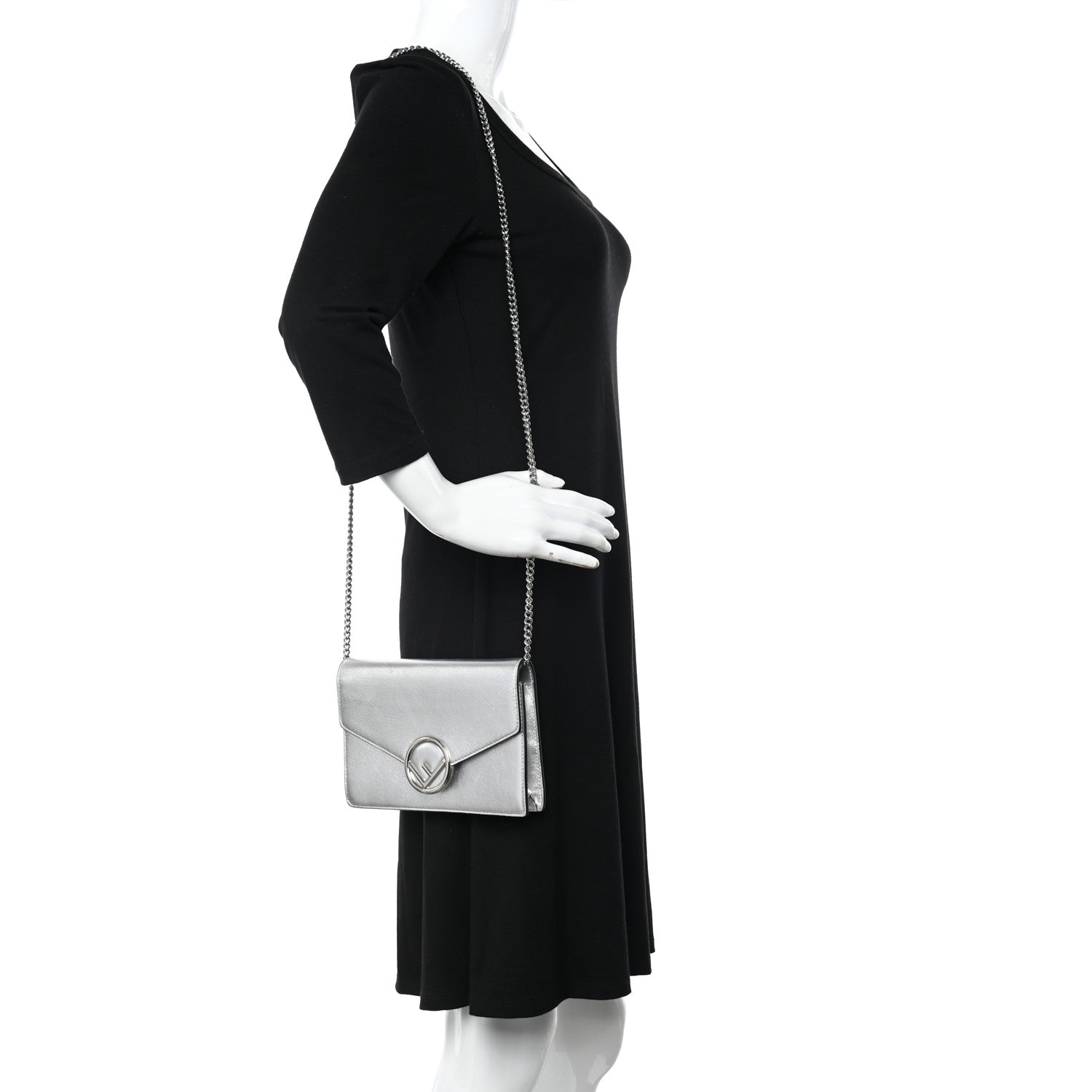 Fendi Vitello Catalan Mirror F is Fendi Medium Envelope Wallet on Chain Argento 2 of 13