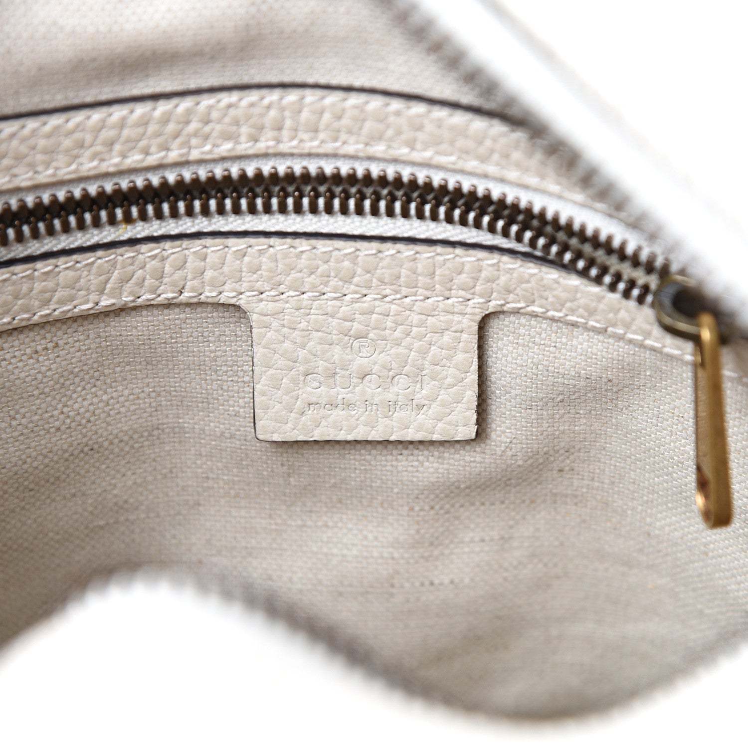Gucci Grained Calfskin Logo Messenger Bag White 5 of 9