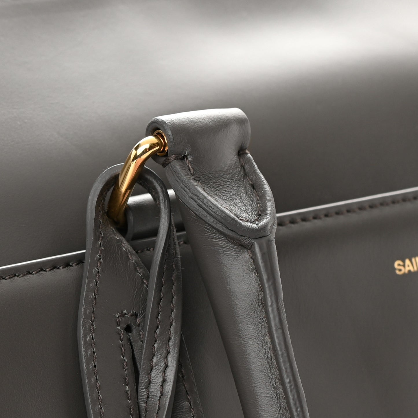 Calfskin Classic Duffle 12 Earth