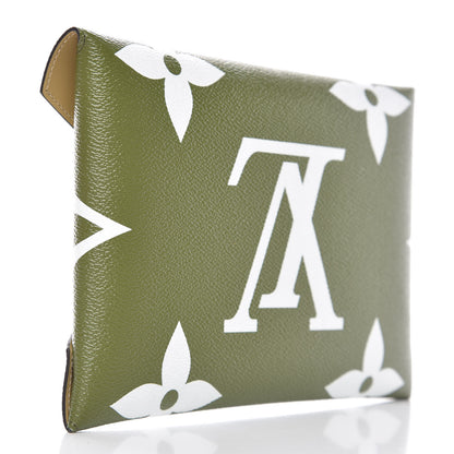 Louis Vuitton Monogram Giant Kirigami Pochette Set 4 of 13