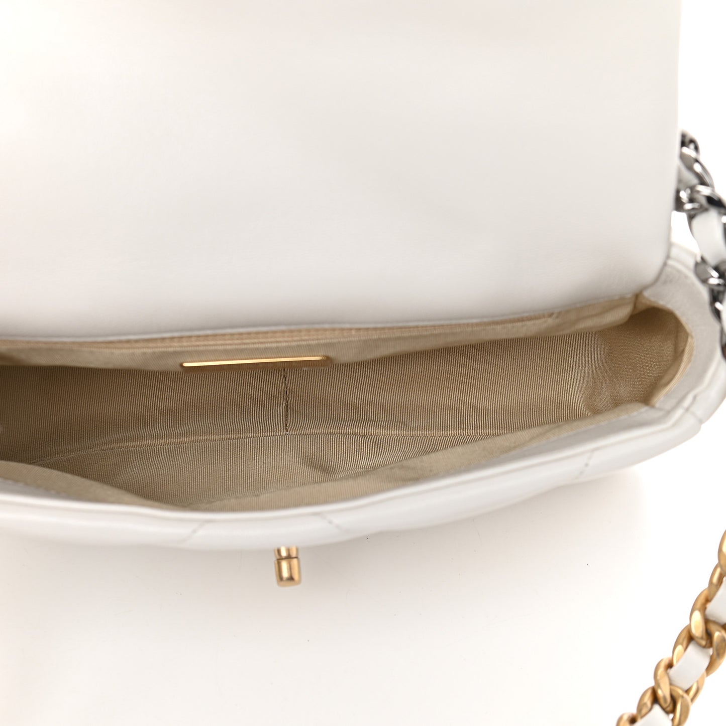 Goatskin Quilted Medium Chanel 19 Flap White