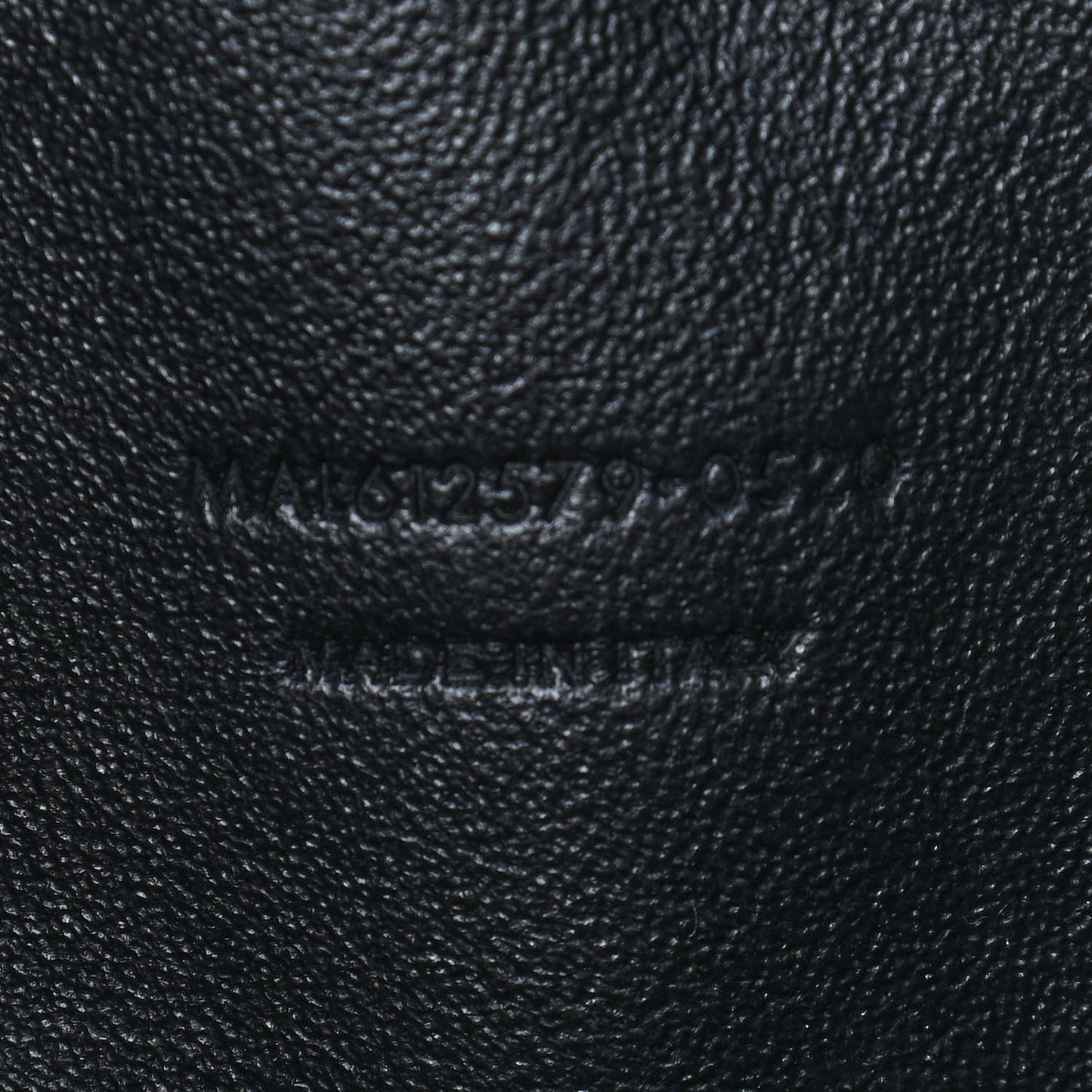 Grain De Poudre Matelasse Monogram Mini Lou Camera Bag Crema Soft