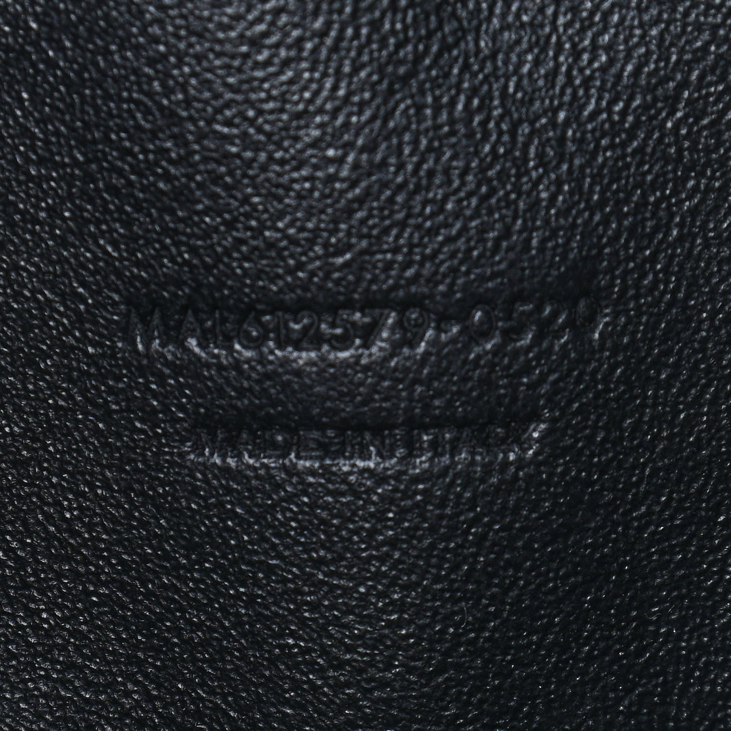Saint Laurent Grain De Poudre Matelasse Monogram Mini Lou Camera Bag Crema Soft 7 of 9