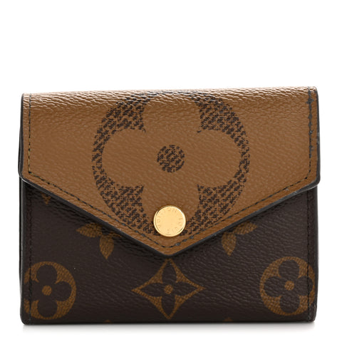 Reverse Monogram Giant Zoe Wallet