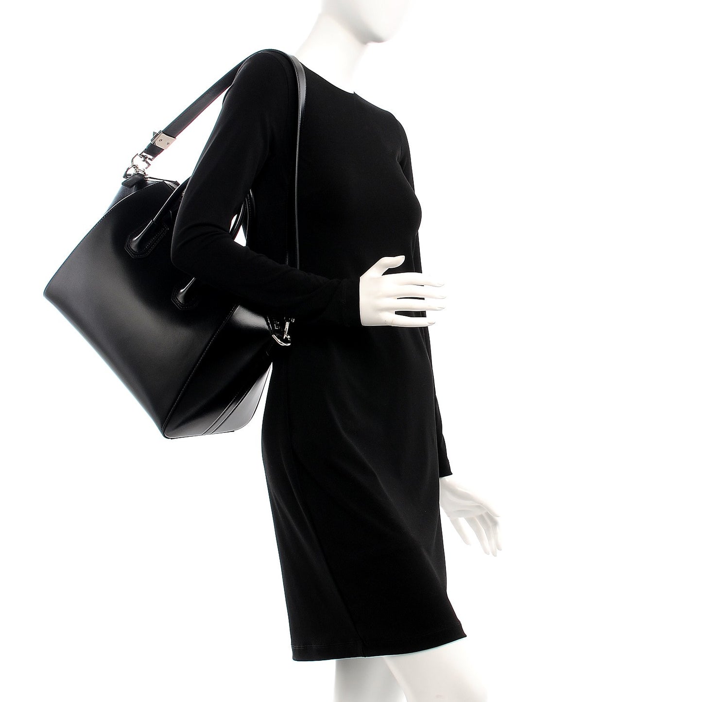 Shiny Lord Calfskin Medium Antigona Black