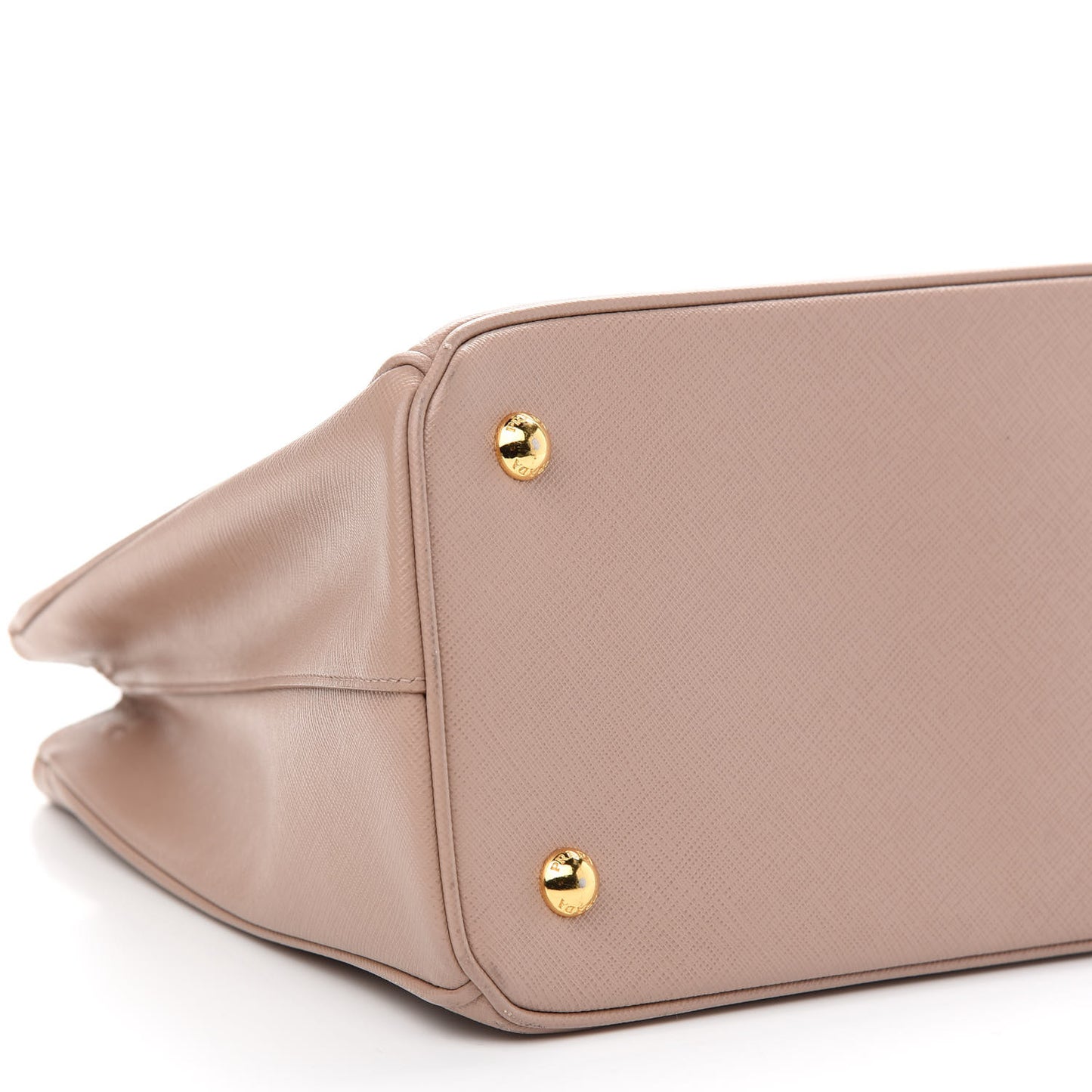 Saffiano Lux Medium Tote Cammeo