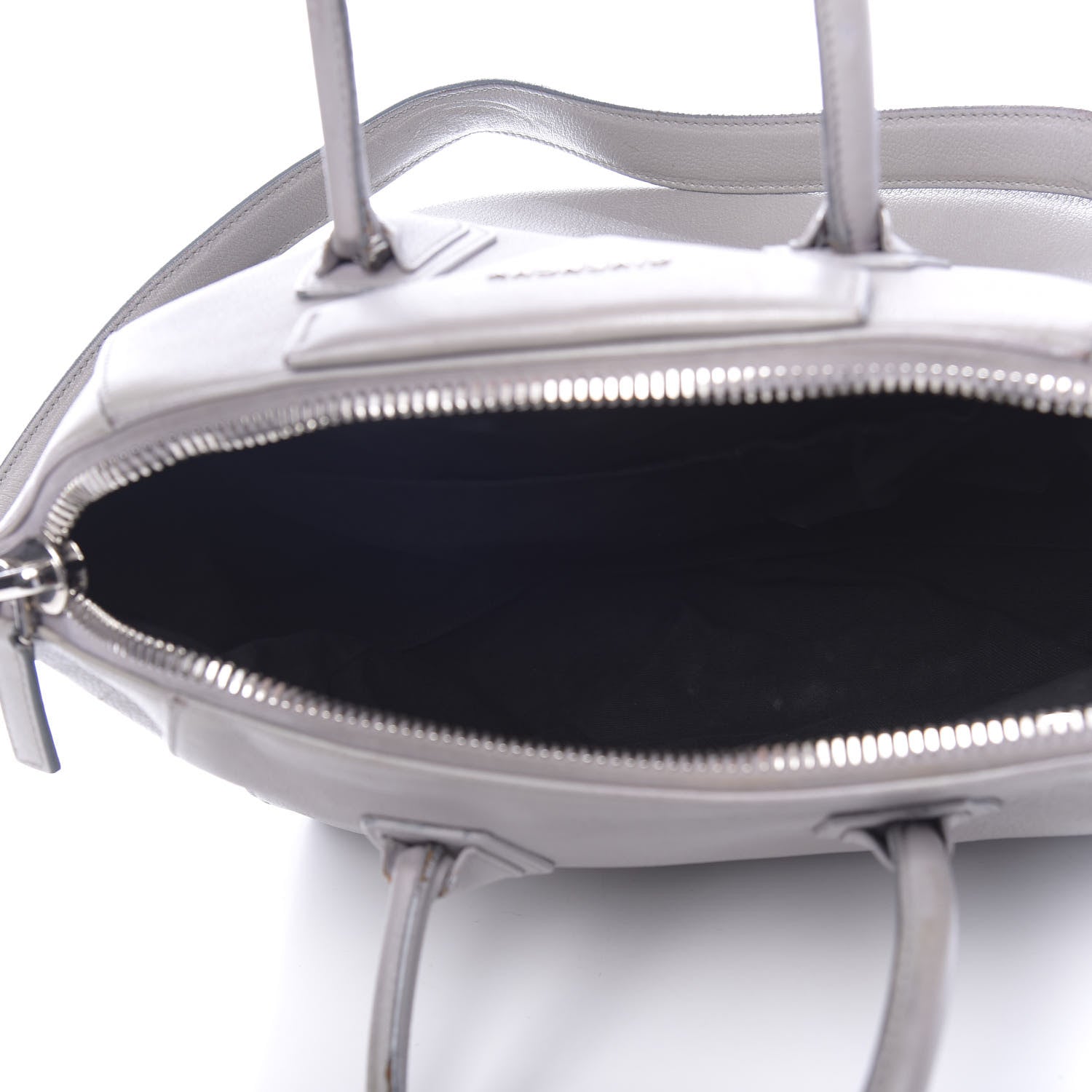 Givenchy Sugar Goatskin Medium Antigona Pearl Grey 6 of 32