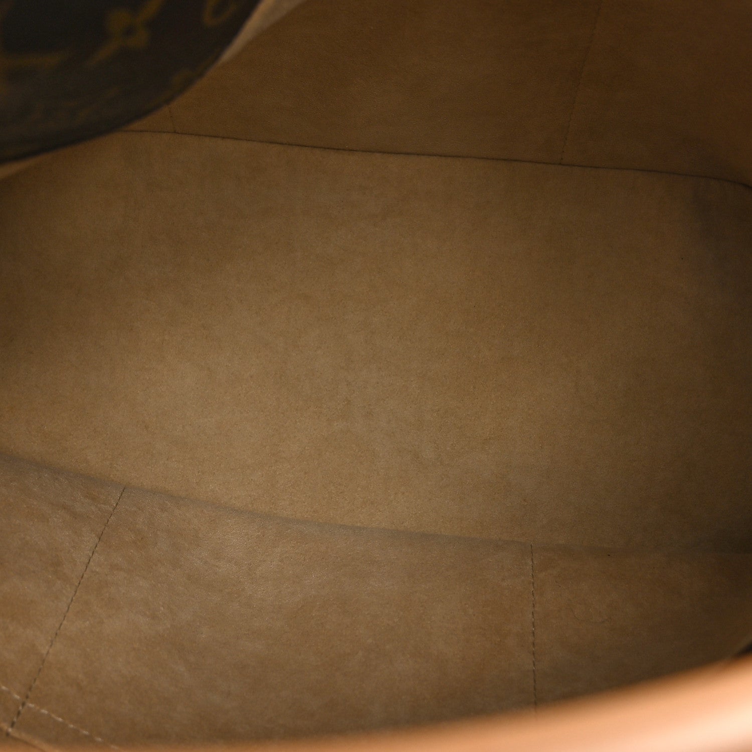 Louis Vuitton Monogram Artsy MM 5 of 11