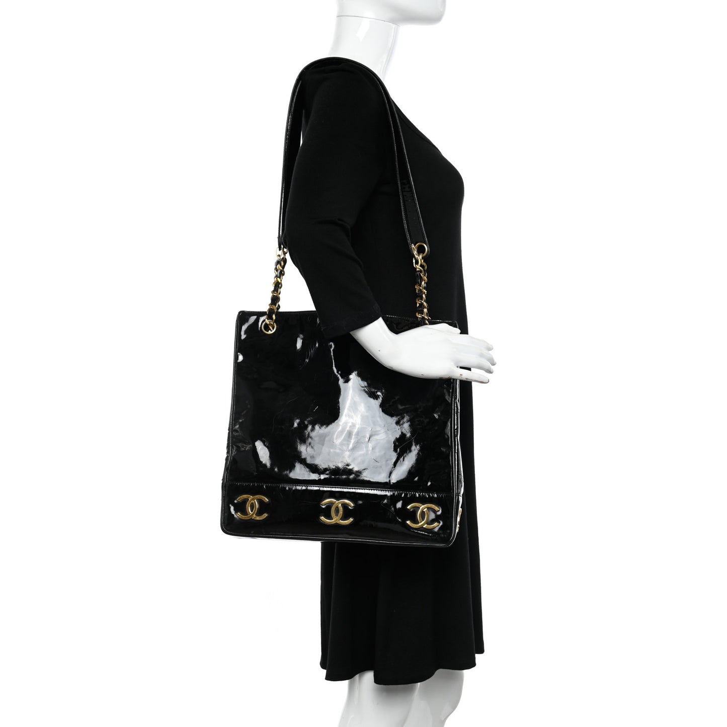 Patent CC Shoulder Bag Black
