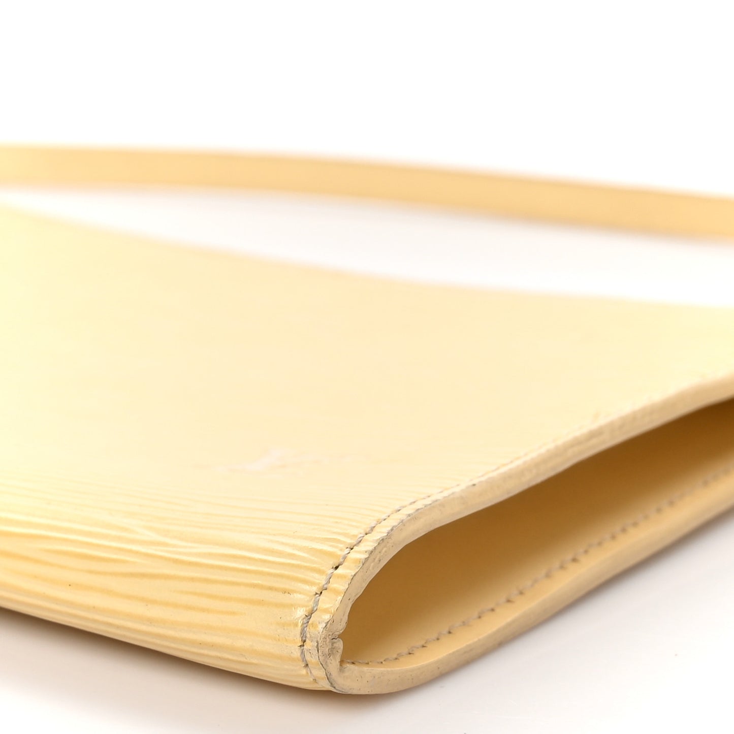 Epi Pochette Accessories 24 Ivory