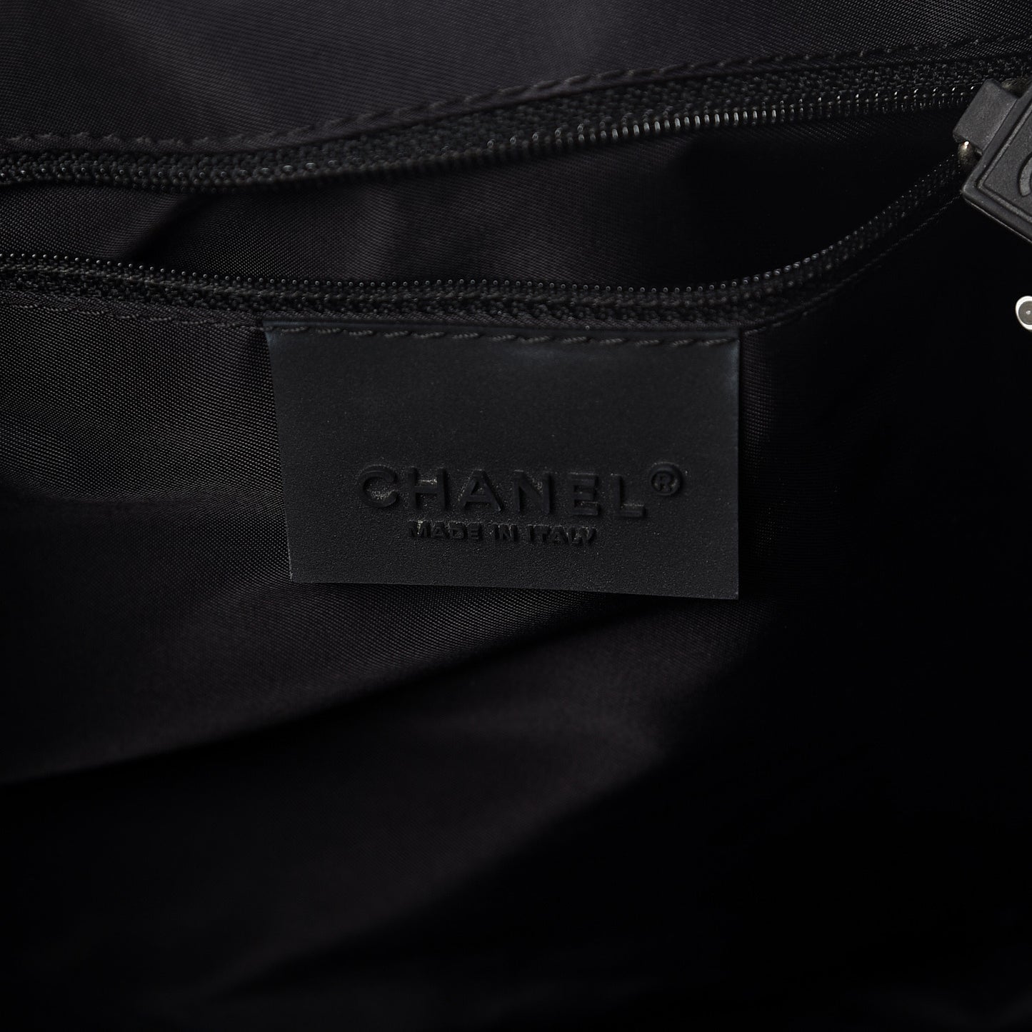 Nylon Quilted Sport Shoulder Bag Navy