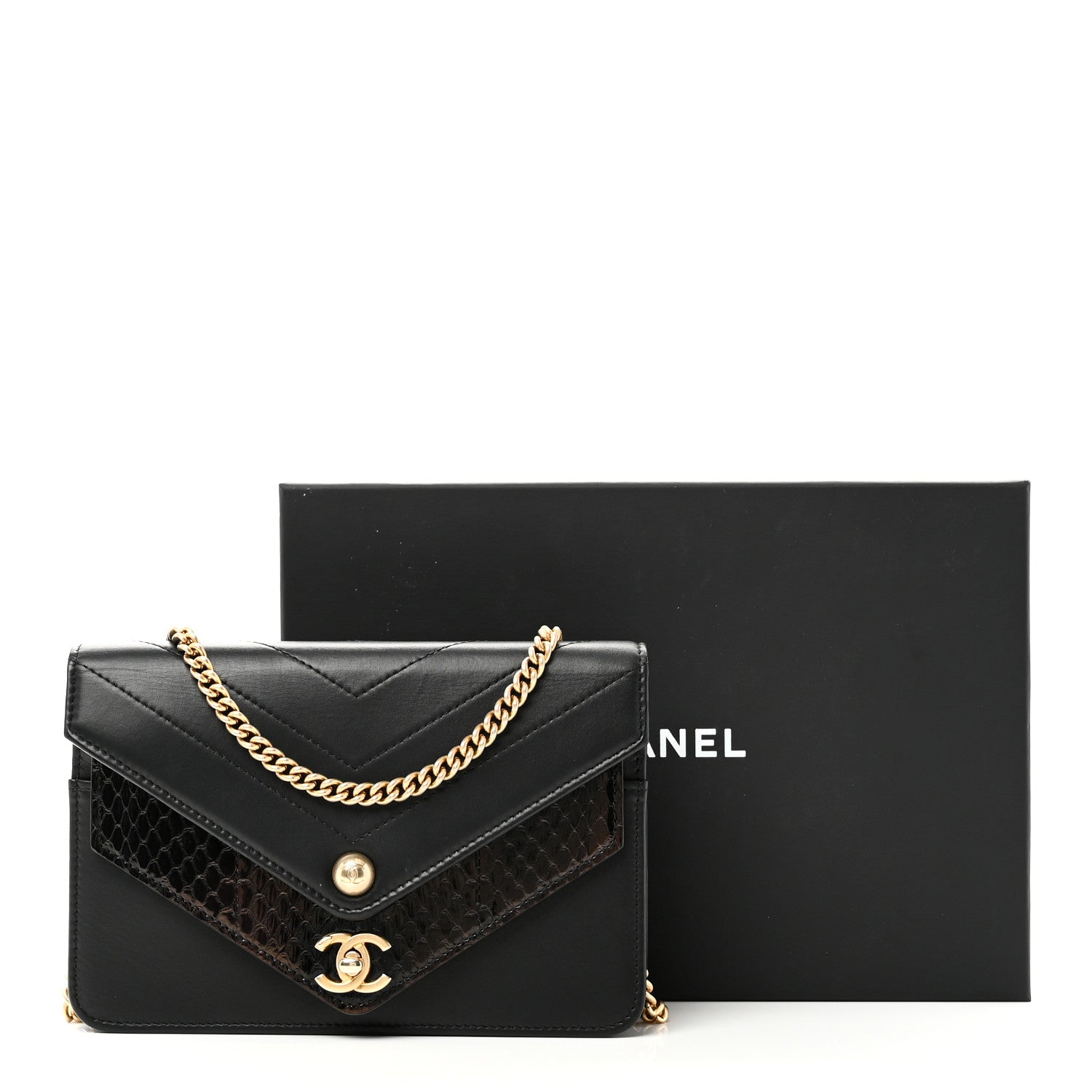 【elika】CHANEL ミニウォレット Chanel Calfskin Elaphe Double Chevron Mini Wallet On Chain WOC