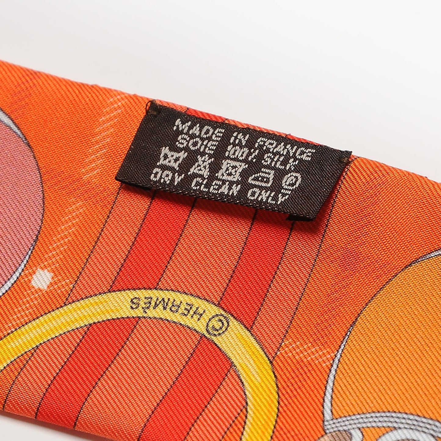 Silk Tatersale Twilly Rouge Orange Jaune D'Or