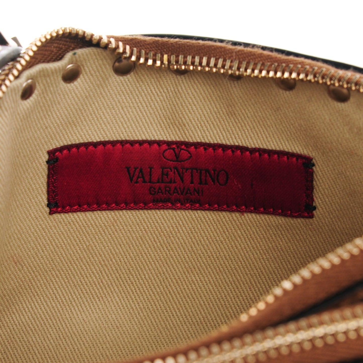 Vitello Rockstud Double Zip Compartment Crossbody Bag Nocciola