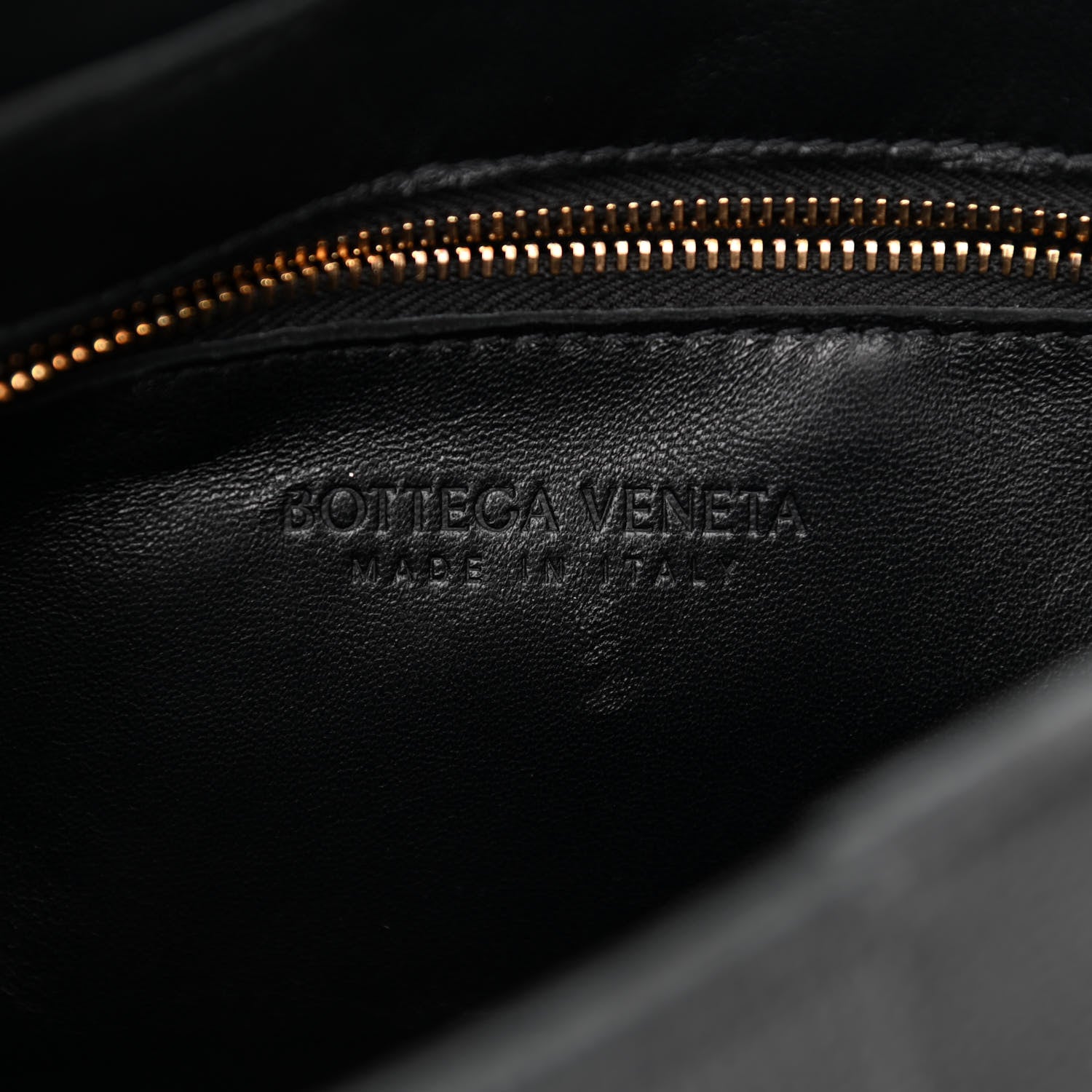 Bottega Veneta Calfskin Maxi Intreccio Cassette Bag Black 6 of 9