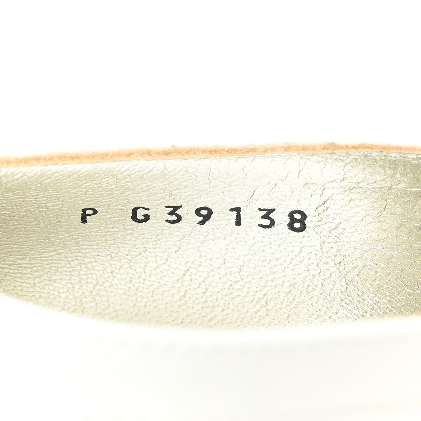 Laminated Lambskin Patent Cap Toe CC Turn-Lock Pumps 40 Silver White