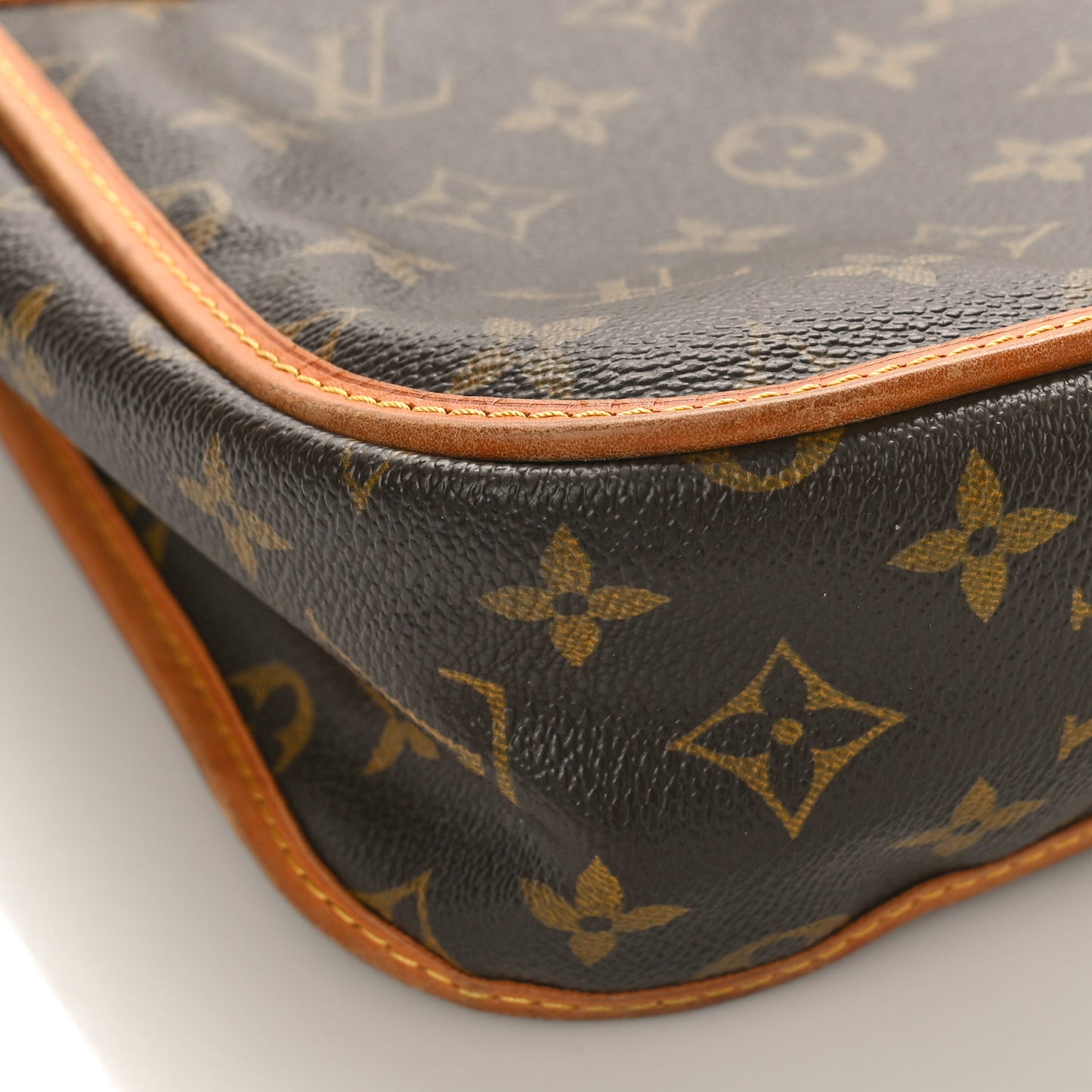 Monogram Bosphore PM Messenger