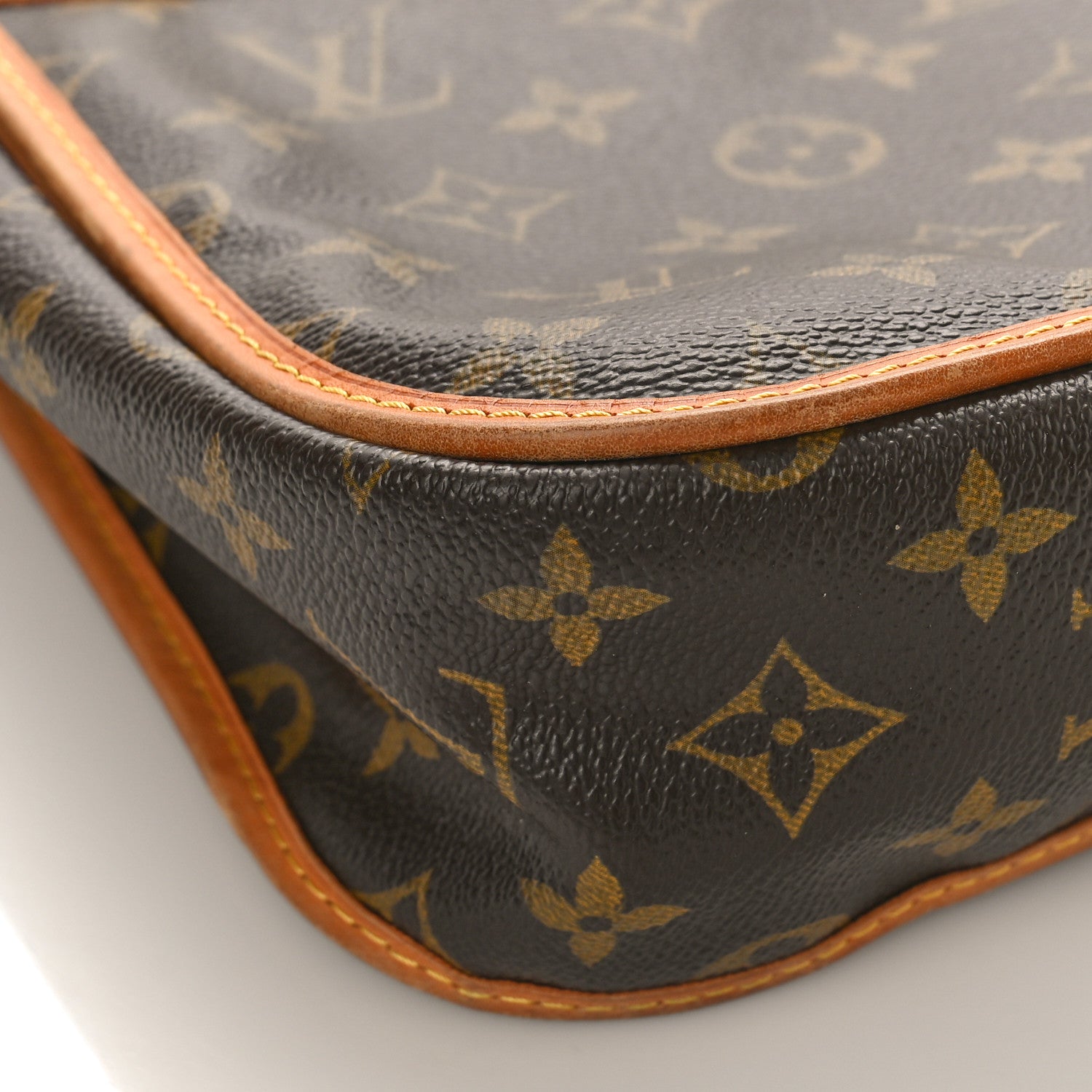 Louis Vuitton Monogram Bosphore PM Messenger 7 of 8