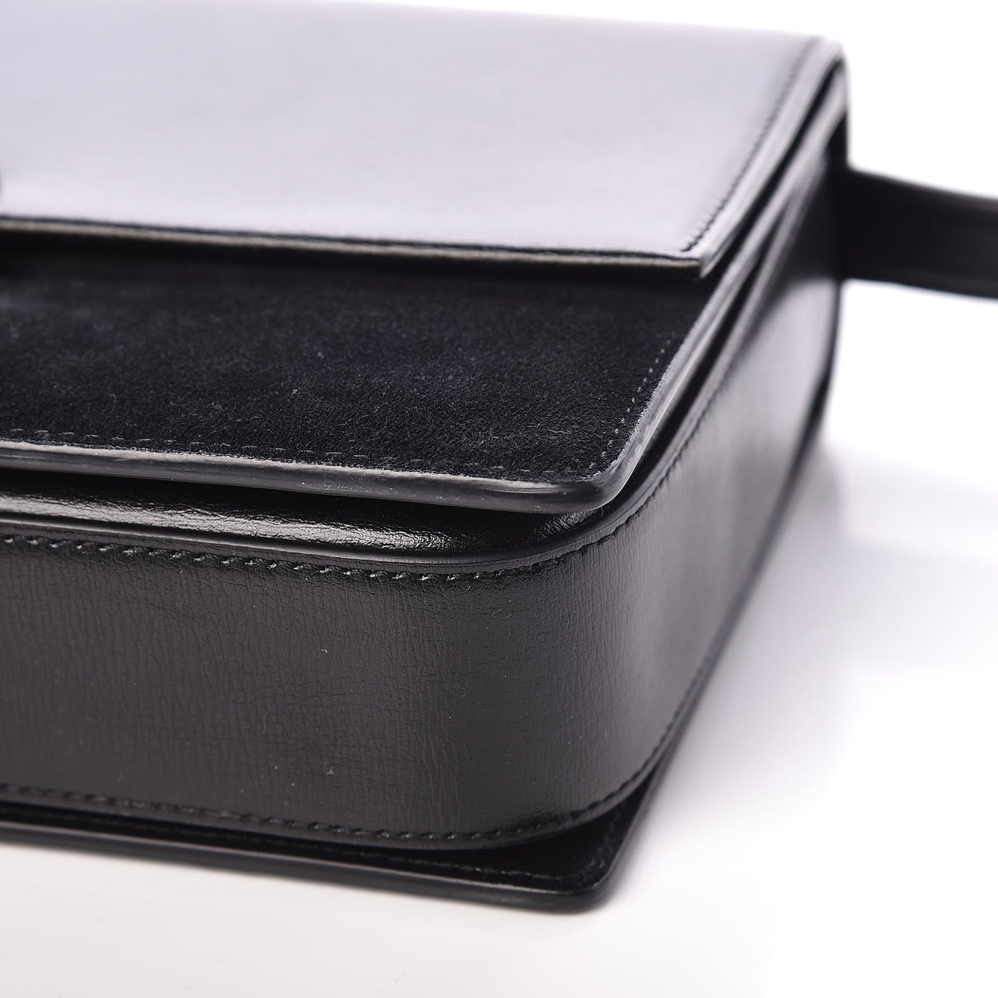 Smooth Calfskin Suede Medium Bellechasse Black
