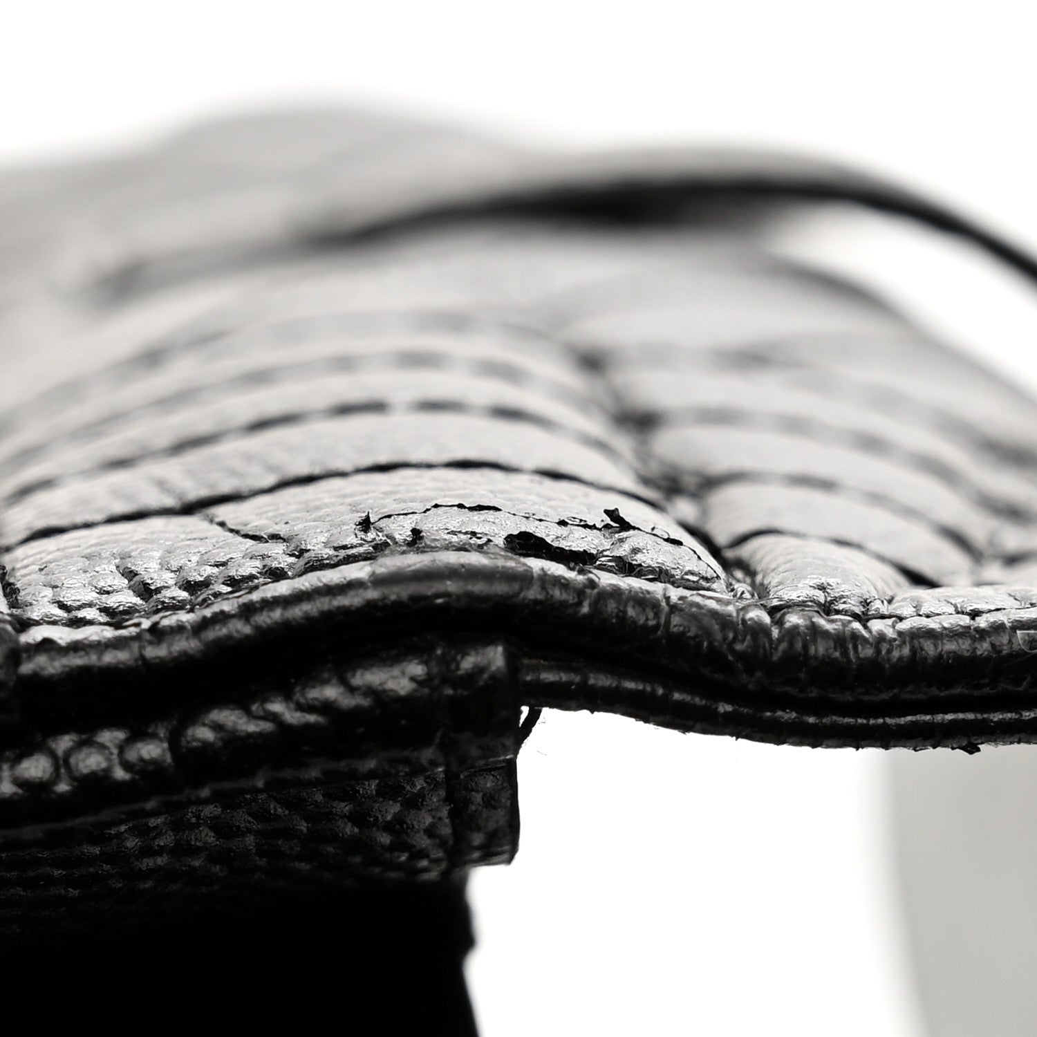 Saint Laurent Grain De Poudre Mixed Matelasse Triquilt Large Monogram Wallet Black 11 of 12