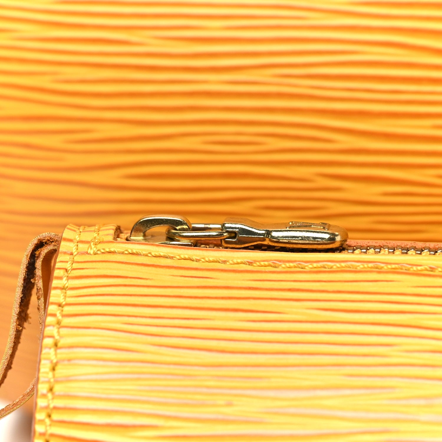 Louis Vuitton Epi Soufflot Tassil 11 of 11
