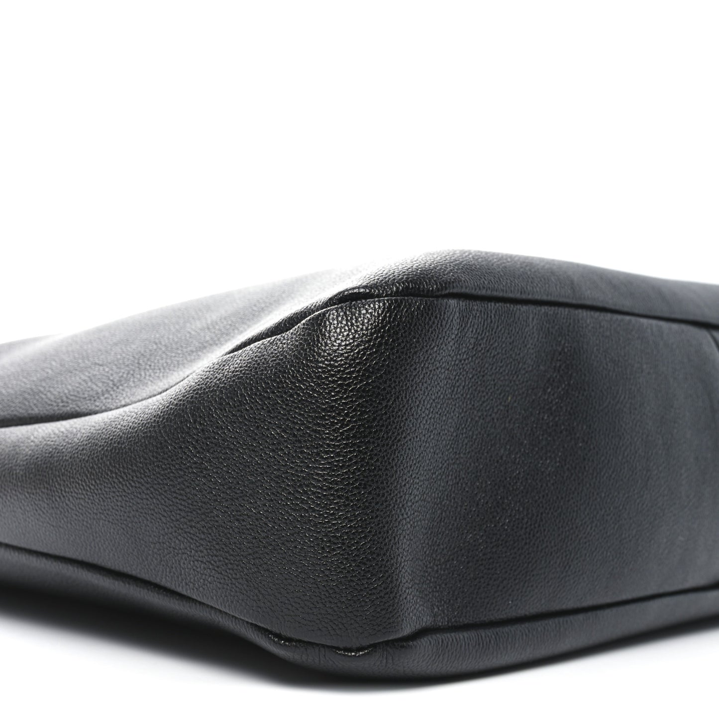Grained Calfskin Medium TF Hobo Black